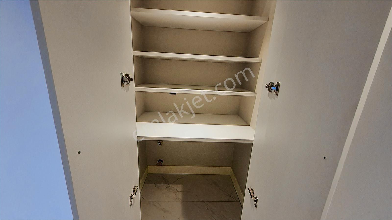 Akzirve Topkapı 29'da 4+1 Kiralık Daire Güvenlik Havuz Otopark - Görsel 8