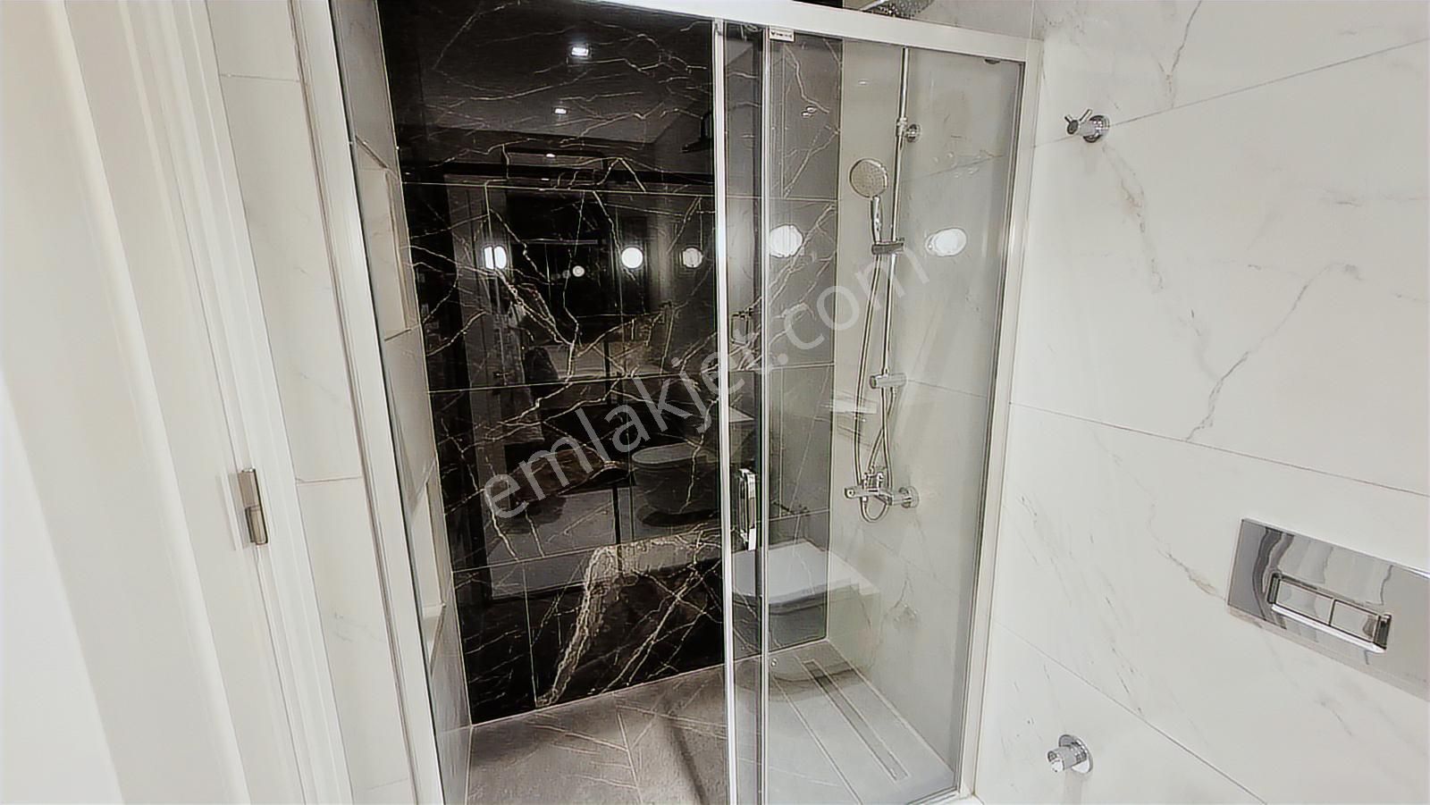 Akzirve Topkapı 29'da 4+1 Kiralık Daire Güvenlik Havuz Otopark - Görsel 11