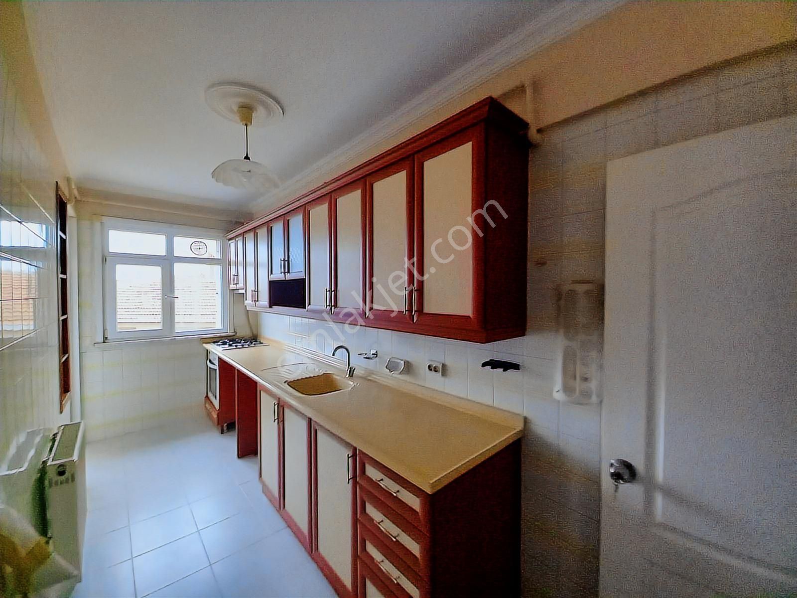19 Mayıs Mahhalesinde 3+1 Kiralık Daire - Görsel 10