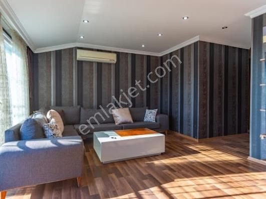 Fatih Mah.de Deniz Manzaralı, Müstakil Girişli,e5e Yakın Villa - Görsel 12