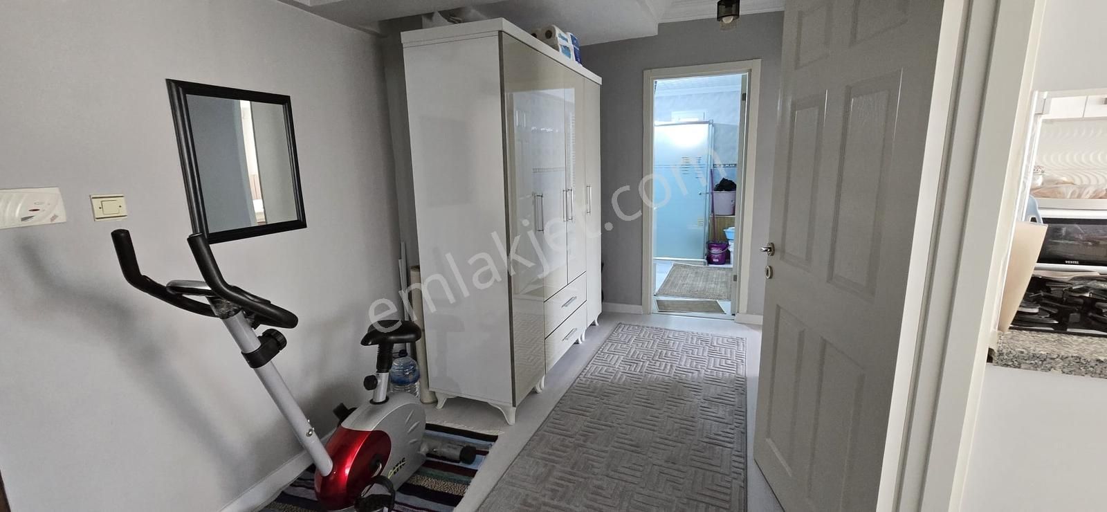 Bahçelerüstü Mah 2+1 Geniş Ve Yapılı Bahçe Katı Güney Cephe 95m2 - Görsel 17