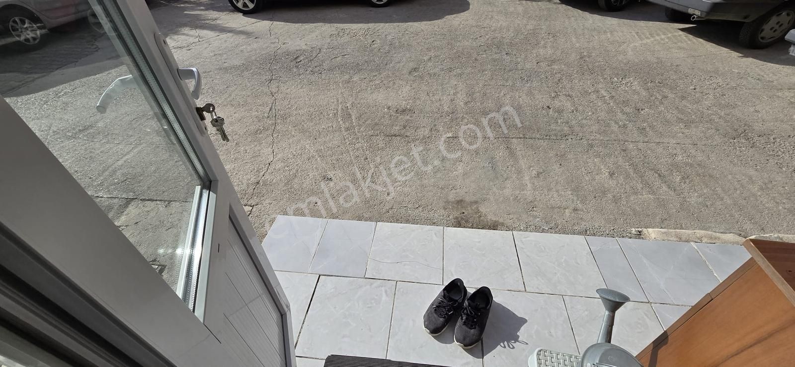 Bahçelerüstü Mah 2+1 Geniş Ve Yapılı Bahçe Katı Güney Cephe 95m2 - Görsel 13