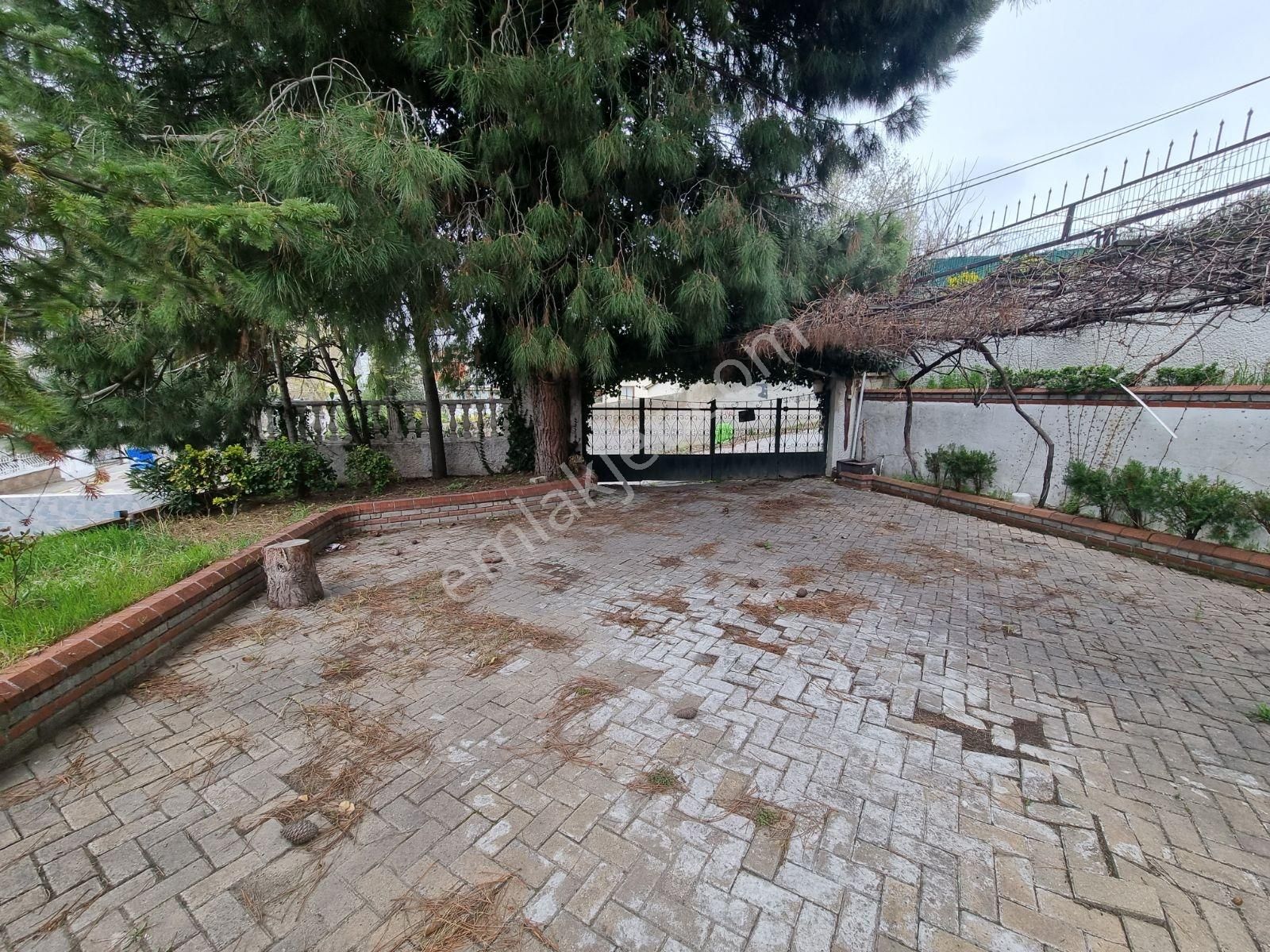 Beylikdüzü Gürpinar Pekmezde 481m2 Arsada Deniz Manzarali Villa - Görsel 24