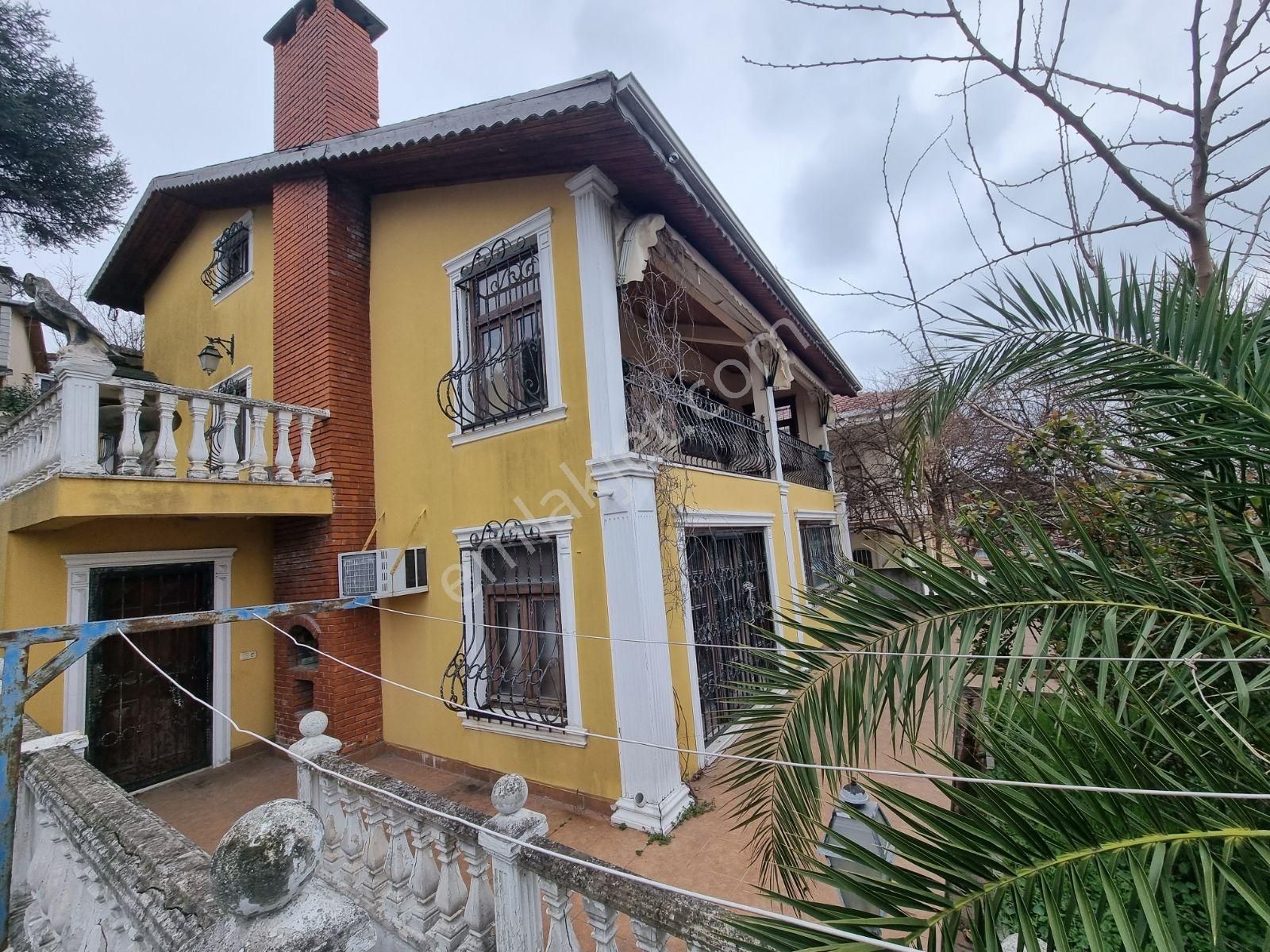 Beylikdüzü Gürpinar Pekmezde 481m2 Arsada Deniz Manzarali Villa - Görsel 26