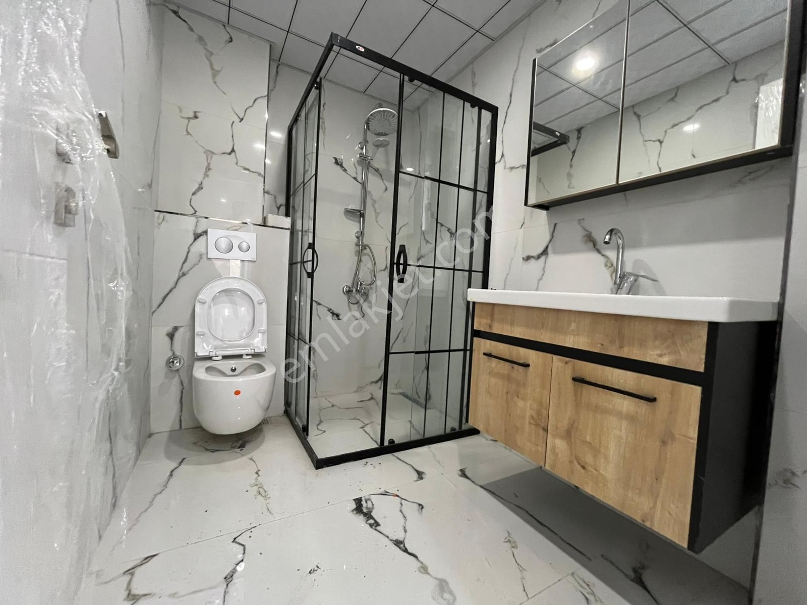 Tuncay Kartal'dan Çamlıca Mh Özel Garajlı İskanlı Köşe 3+1 Daire - Görsel 18