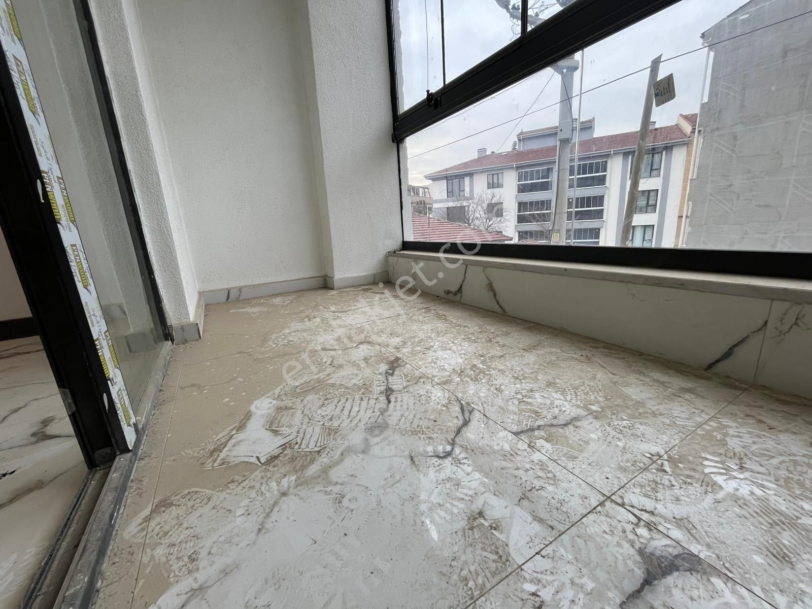 Tuncay Kartal'dan Çamlıca Mh Özel Garajlı İskanlı Köşe 3+1 Daire - Görsel 7