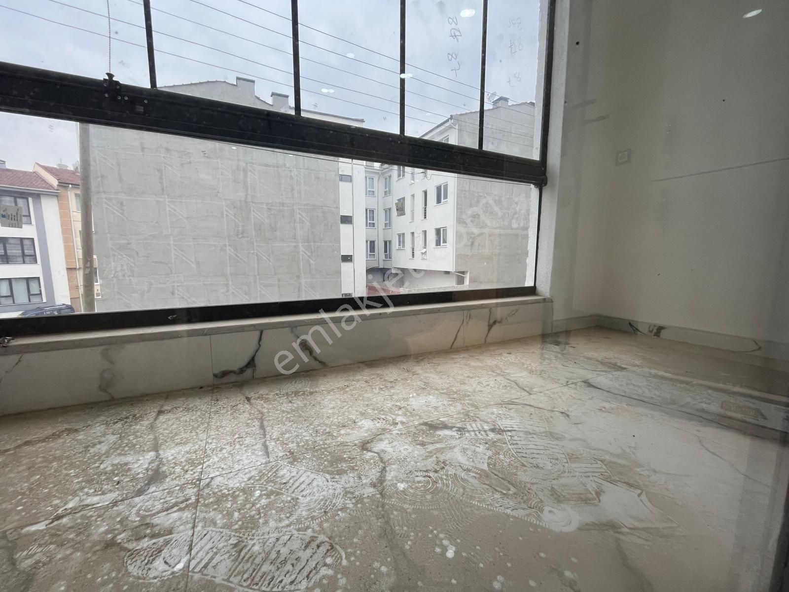 Tuncay Kartal'dan Çamlıca Mh Özel Garajlı İskanlı Köşe 3+1 Daire - Görsel 8