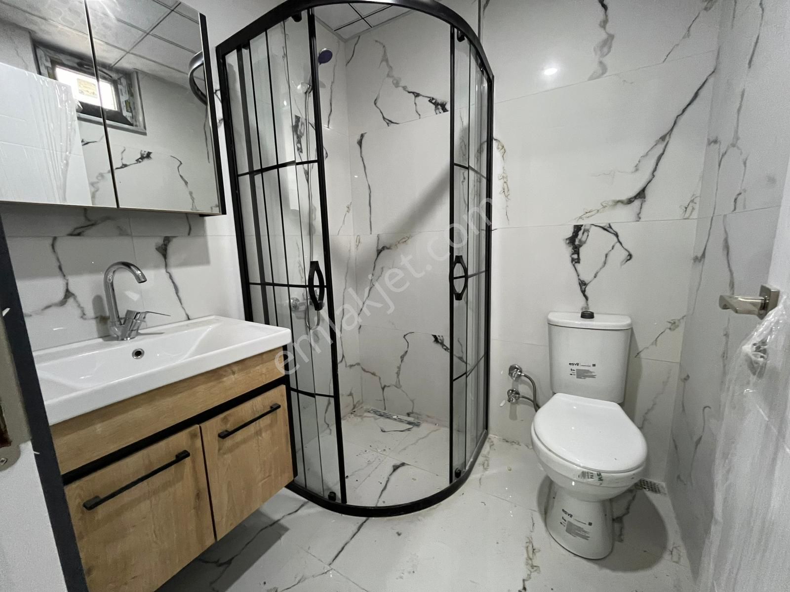 Tuncay Kartal'dan Çamlıca Mh Özel Garajlı İskanlı Köşe 3+1 Daire - Görsel 23