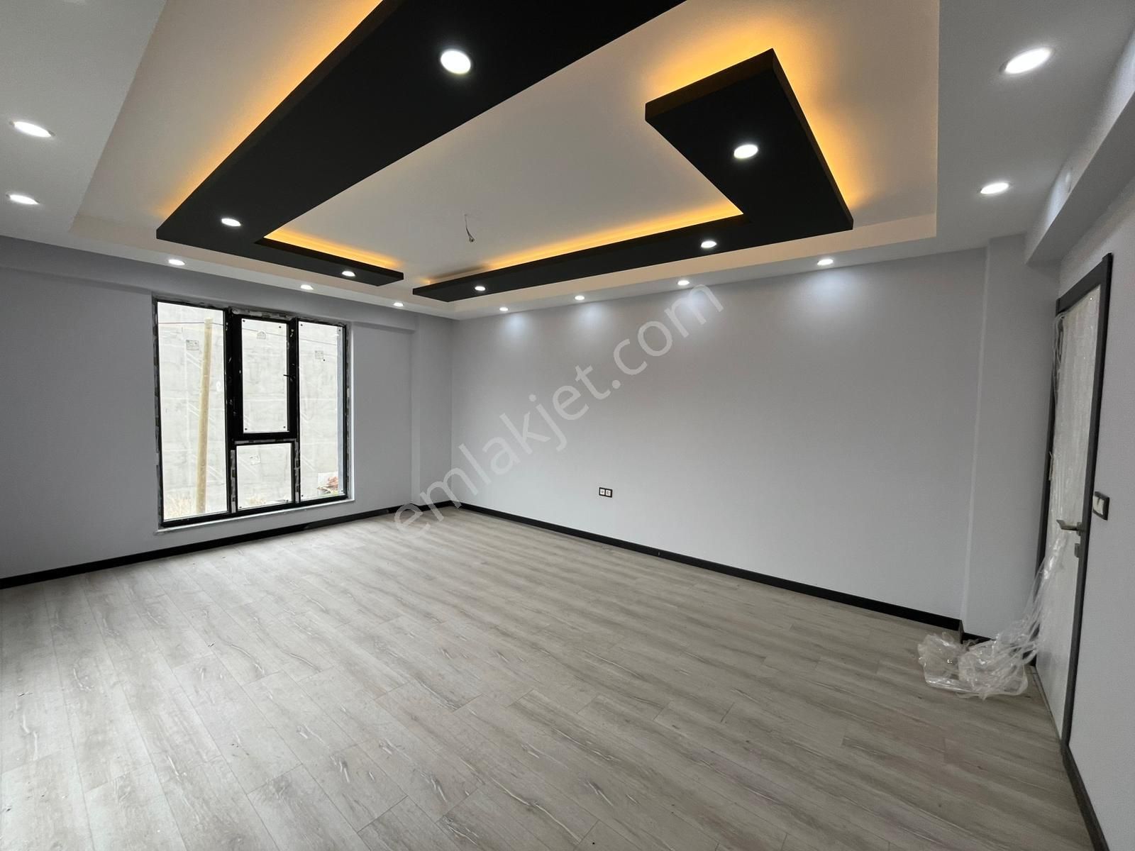 Tuncay Kartal'dan Çamlıca Mh Özel Garajlı İskanlı Köşe 3+1 Daire - Görsel 4