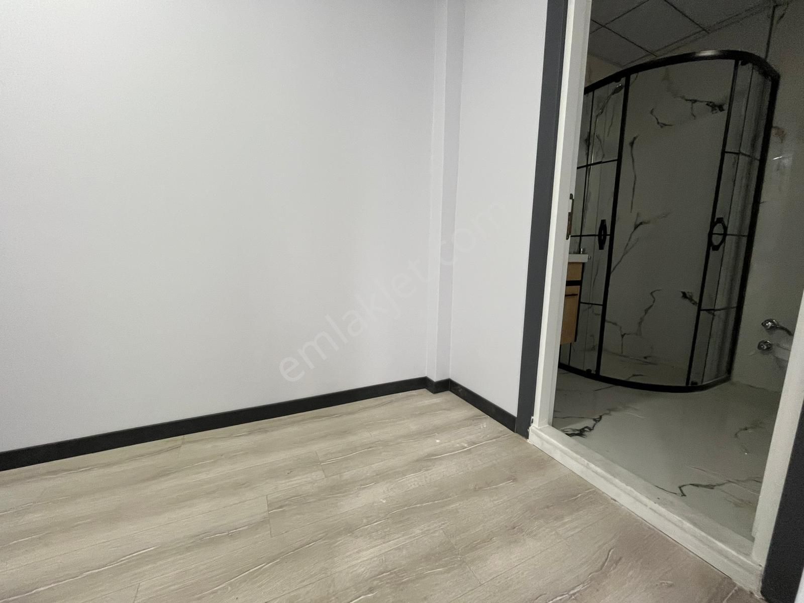 Tuncay Kartal'dan Çamlıca Mh Özel Garajlı İskanlı Köşe 3+1 Daire - Görsel 20