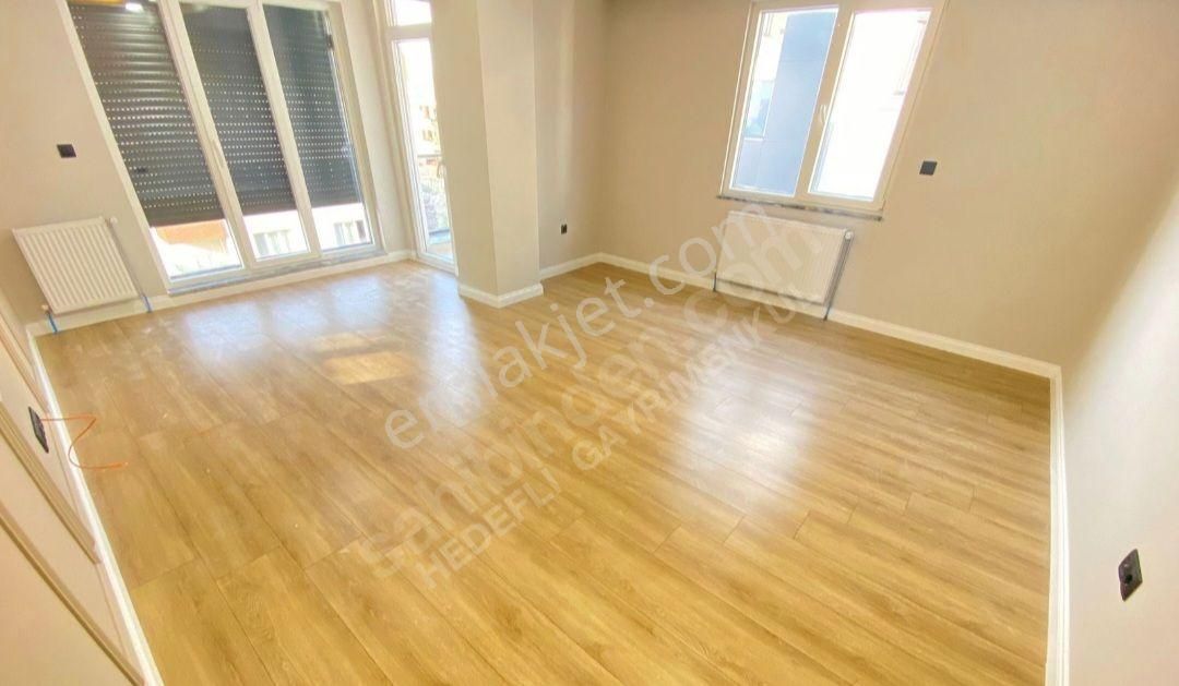 Galipbey'de Sıfır Çift Banyolu Balkonlu Teraslı Ön Cepheli 3+1!! - Görsel 3