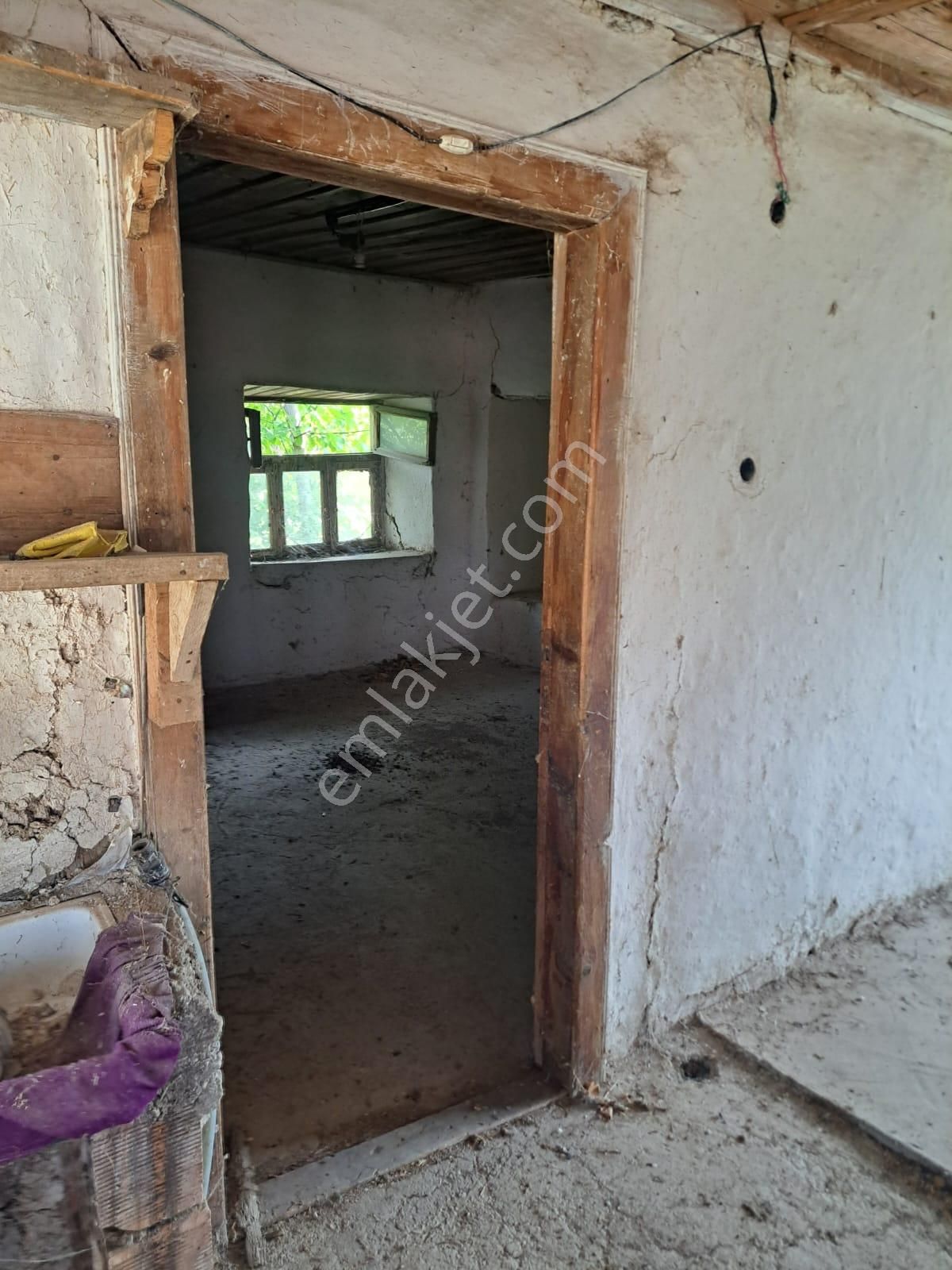 Burdur Kemer Yakalarda Köy İçinde Yola Cephe Köy Evi - Görsel 21