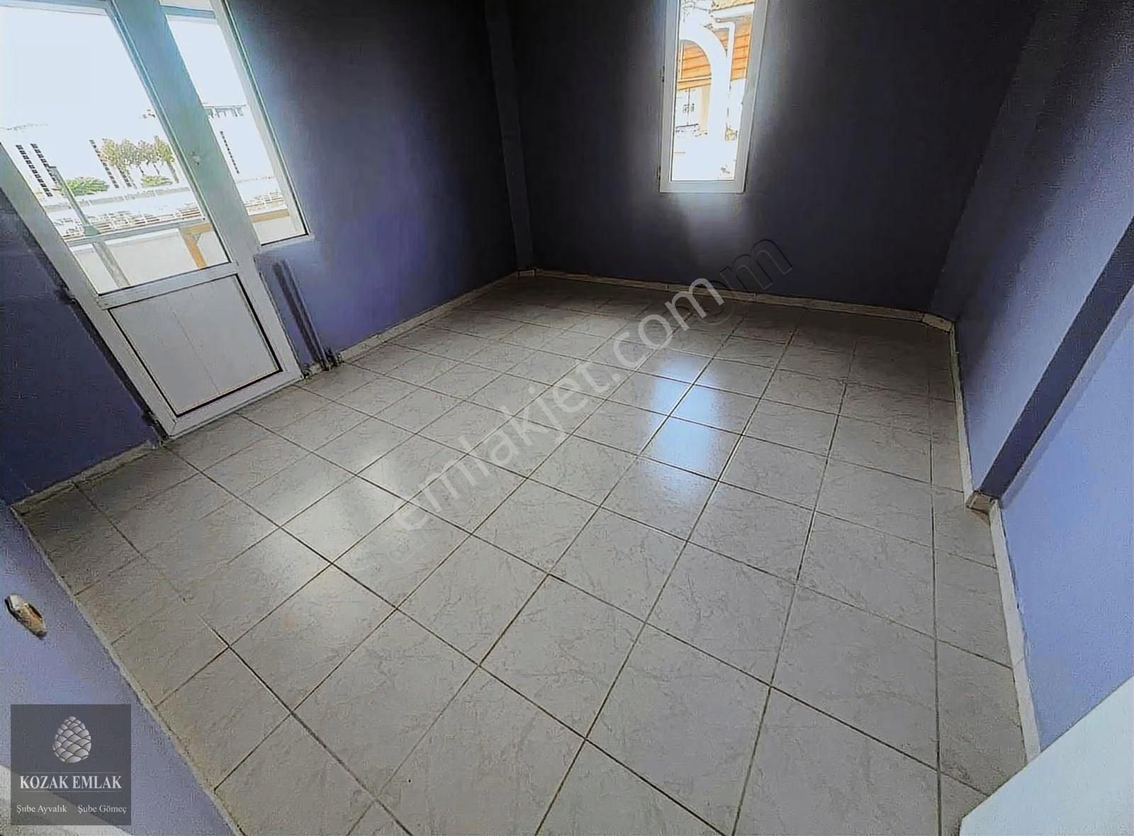 Ayvalık Küçükköyde Havuzlu Sitede Kiralık 3+1 Villa - Görsel 21