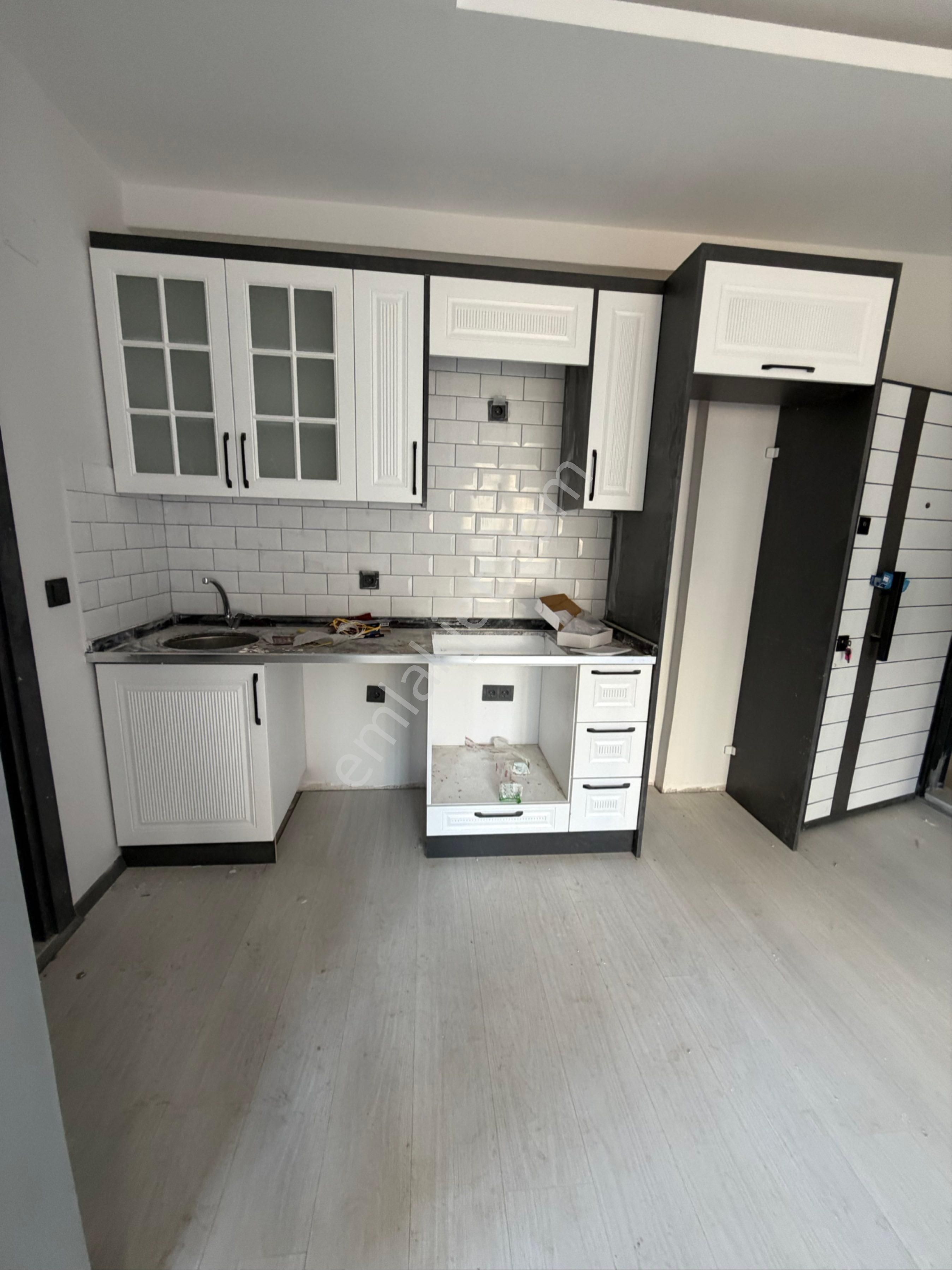 Ugur Kaya Gayrimenkul Saricam Gultepede 1+1 Satlik - Görsel 8