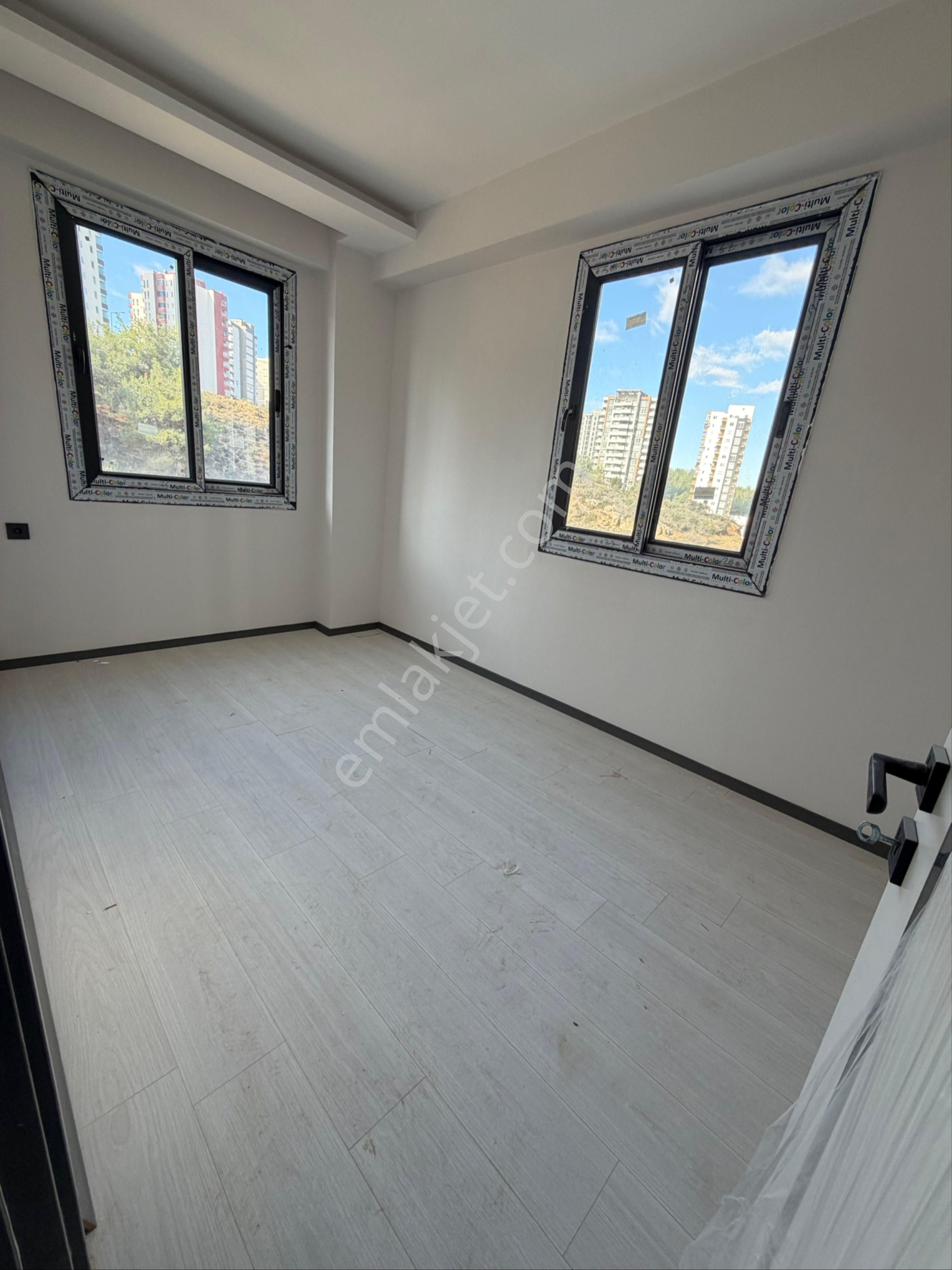 Ugur Kaya Gayrimenkul Saricam Gultepede 1+1 Satlik - Görsel 10