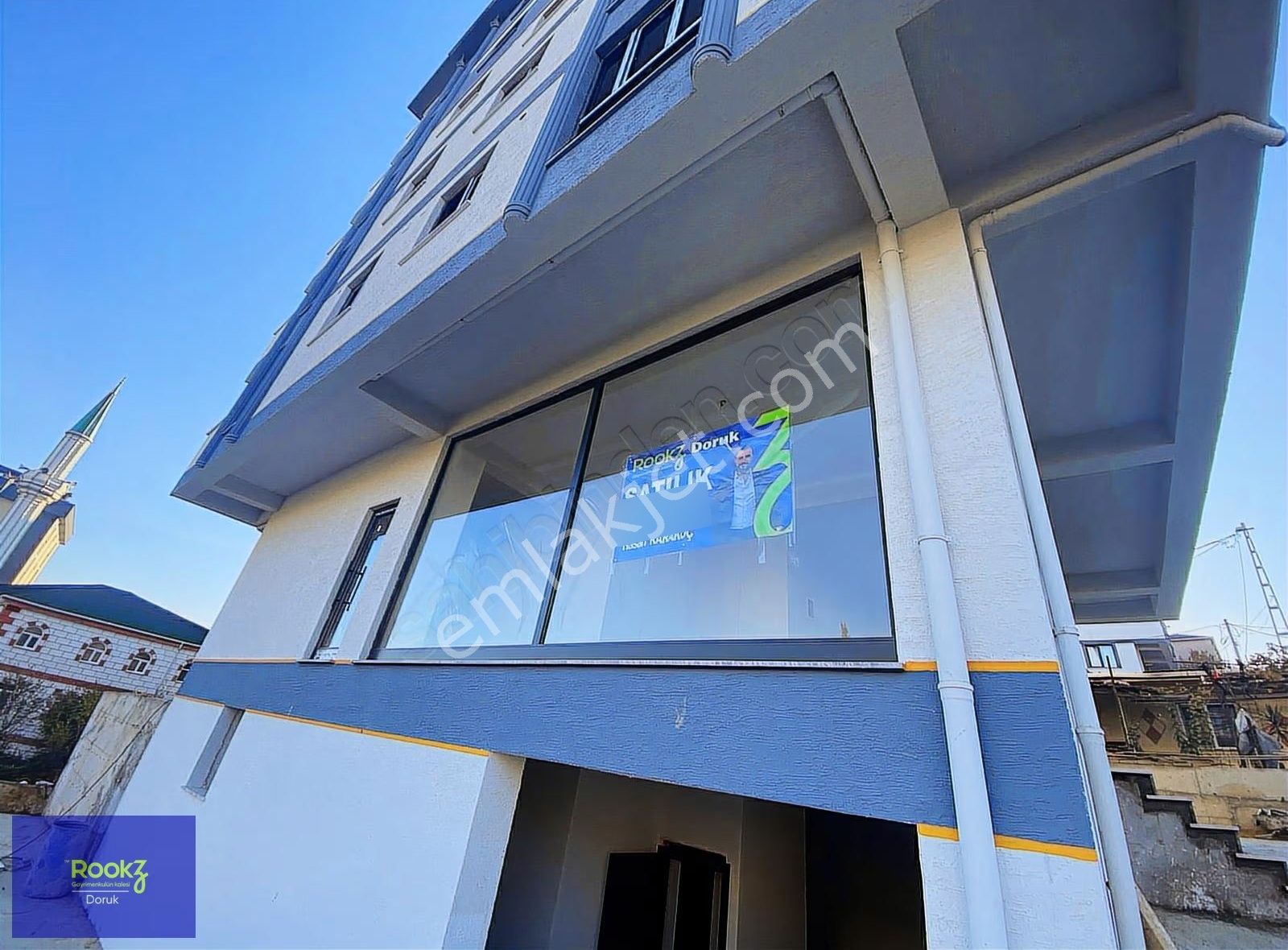 Rookzdoruk'dn Necipfazıl'da Ticari Fırsat 250m İki Katlı Dükkan! - Görsel 3