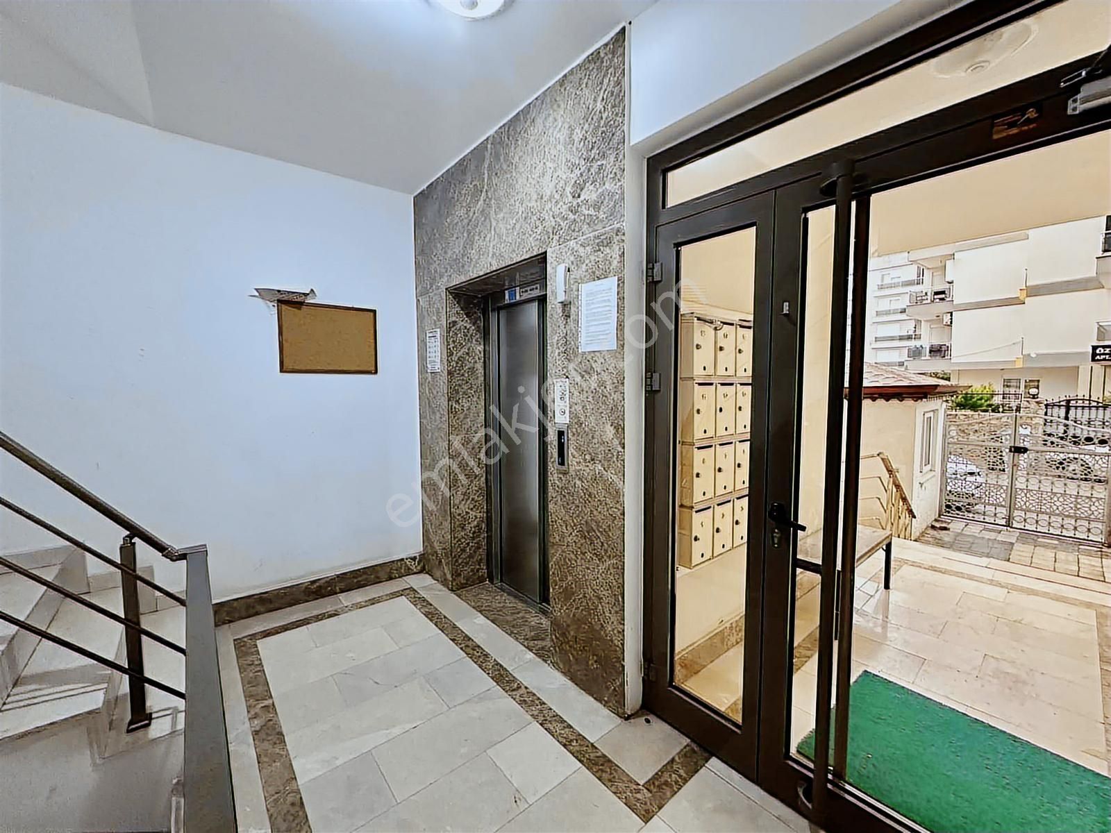 Mountaın Apartments'ta Kiralık Doğalgazlı Lüks Eşyalı 2+1 Daire - Görsel 16