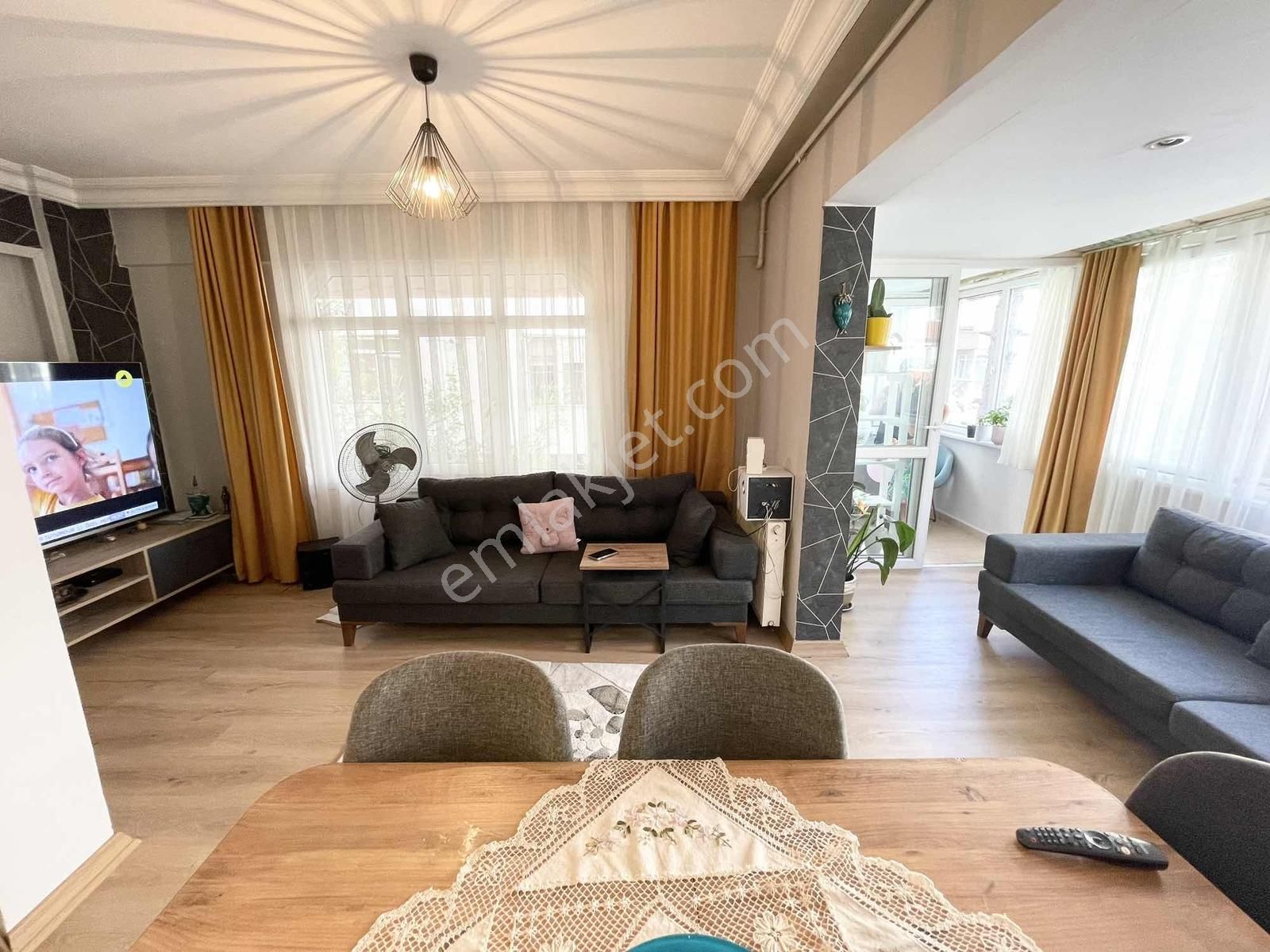 Fatih Mah Masrafsız Çift Balkonlu Satılık 2+1 Forsale - Görsel 18