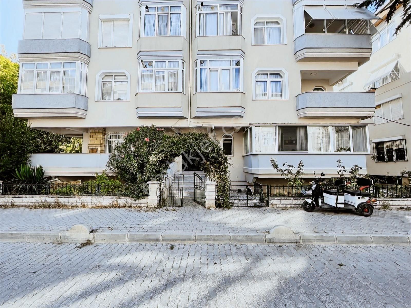 Fatih Mah Masrafsız Çift Balkonlu Satılık 2+1 Forsale - Görsel 17