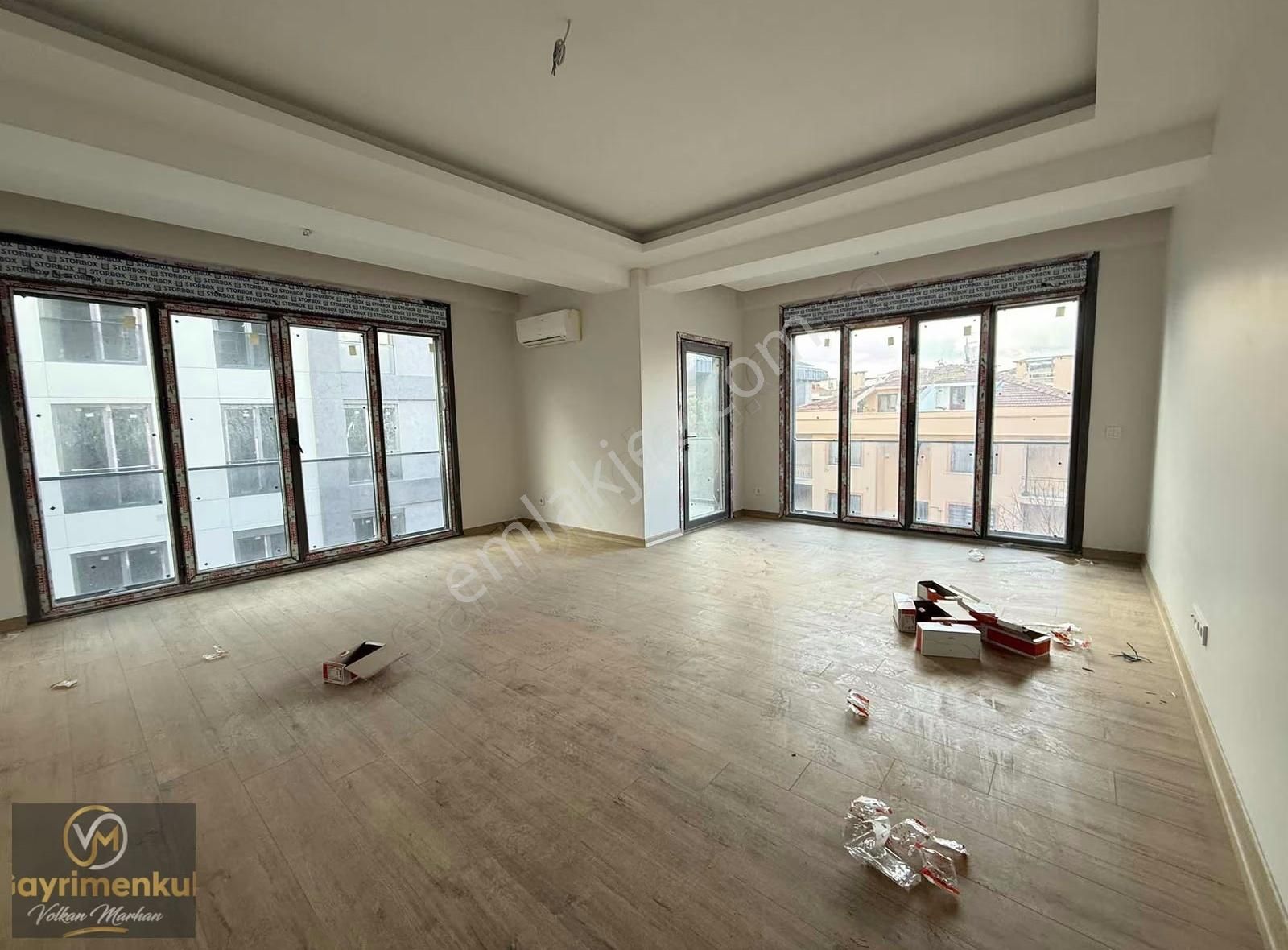 Çengelköy 'ün En Güzel Sokağında Şık Ara Kat