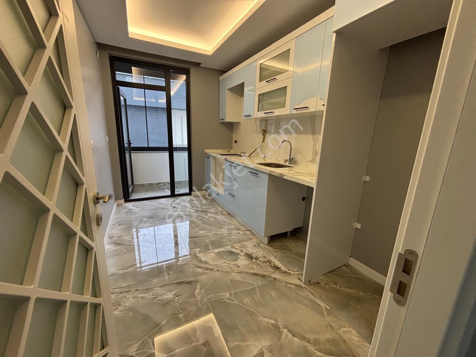 Deha Emlak`tan Kiralık 3+1 Daire 2 Nolu Beşirli Mahallesi - Görsel 9