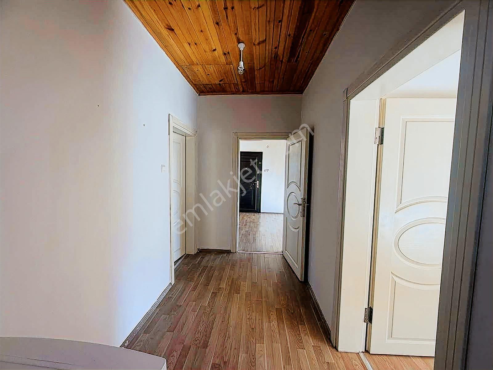 Taflan Deniz Manzaralı Bahçeli 2+1 Kiralık Müstakil Ev - Görsel 13
