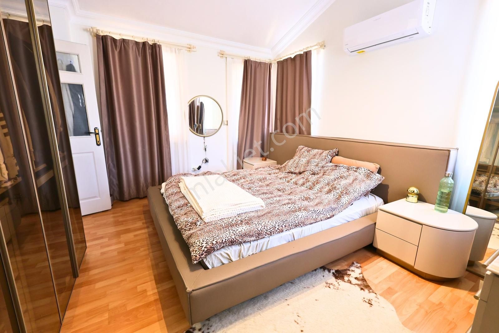 Dutlubahçe'de Konforlu Bir Yaşam İçin Yenilenmiş Bakımlı Daire - Görsel 28