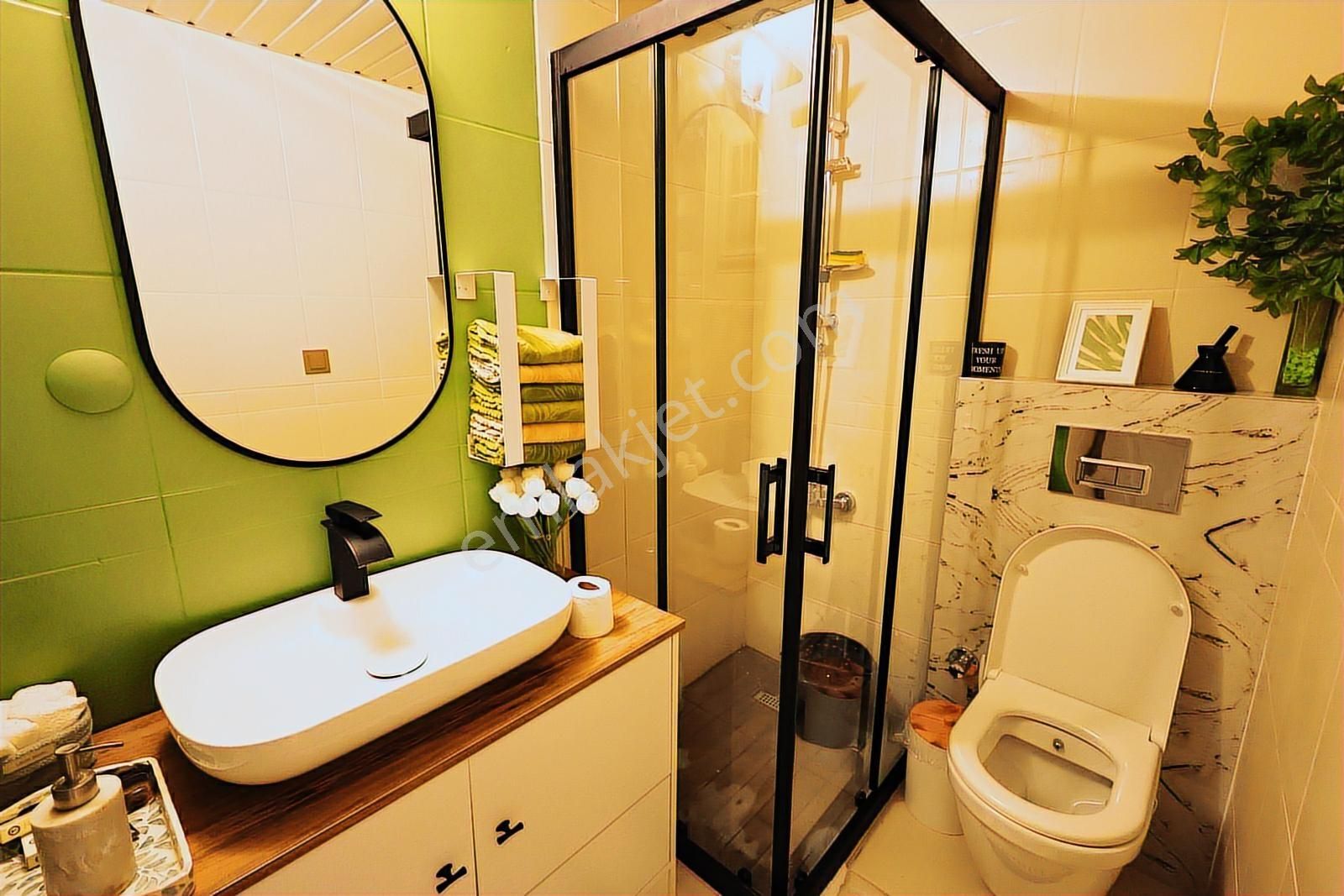 Dutlubahçe'de Konforlu Bir Yaşam İçin Yenilenmiş Bakımlı Daire - Görsel 7