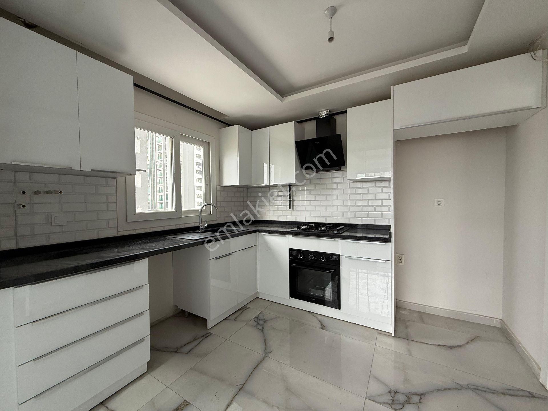 Gürselpaşa**sıfır**kapalı Mutfak**oturuma Hazır**3 Cepheli