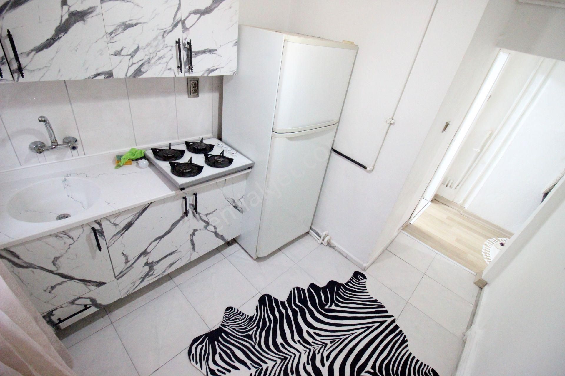 Hemdem Gayrimenkul'den Etiler 'de Merkezi Konumda Bakımlı Masrafsız **eşyalı** 2+1 Kiralık Daire - Görsel 11