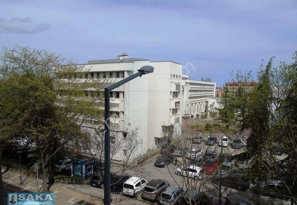 Saka Gayrimenkulden Valilik Karşısında Kiralık Ofis Büro - Görsel 8