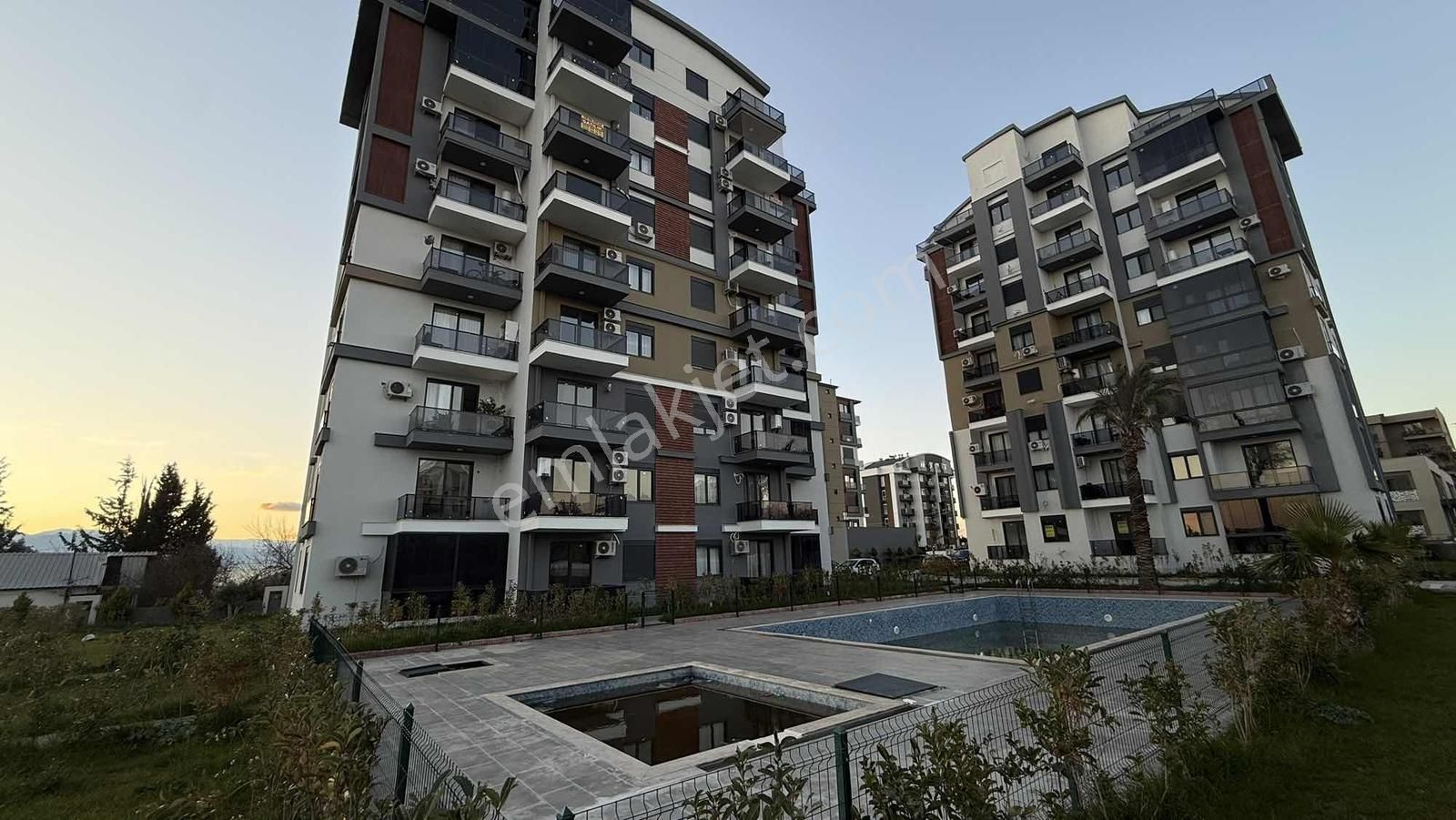 Altıntaşta İskanlı Kardeşkentler Cd.300 Mt Ara Katta 2+1 Satılık - Görsel 8