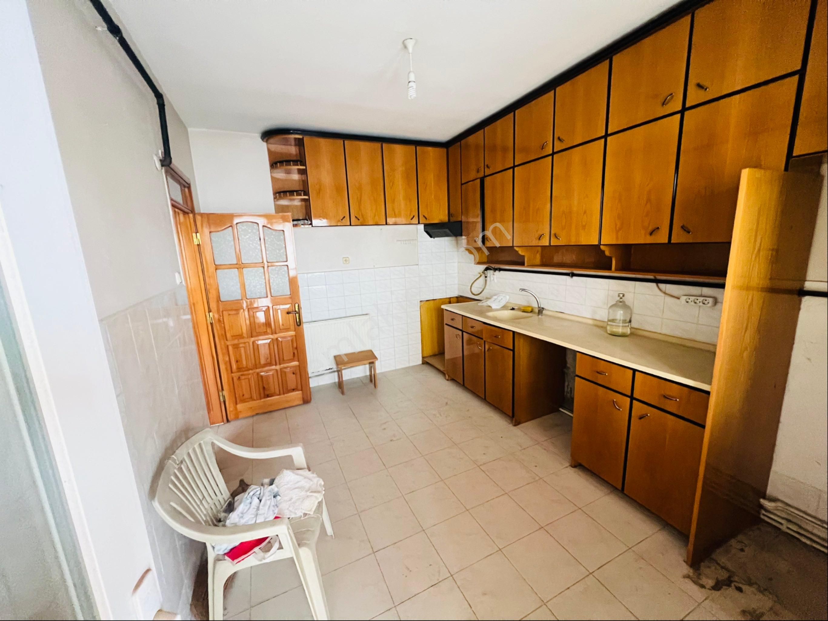 Bozyaka Sarıyer Mah. 4 Katlı Dgazlı Satılık Bina - Görsel 10