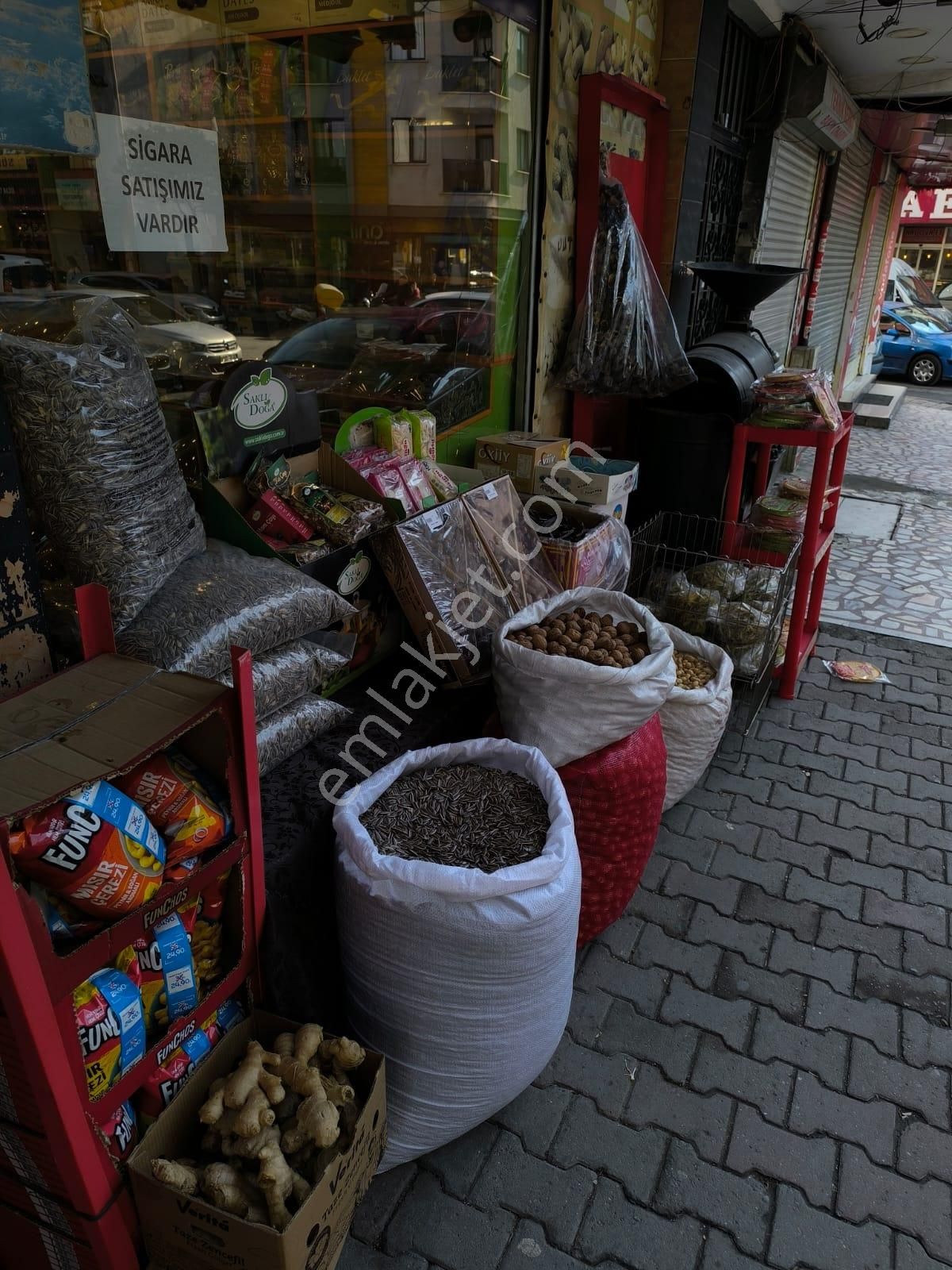 Tabya Meydanda Devren Kuruyemiş Baharat Mağazası - Görsel 4