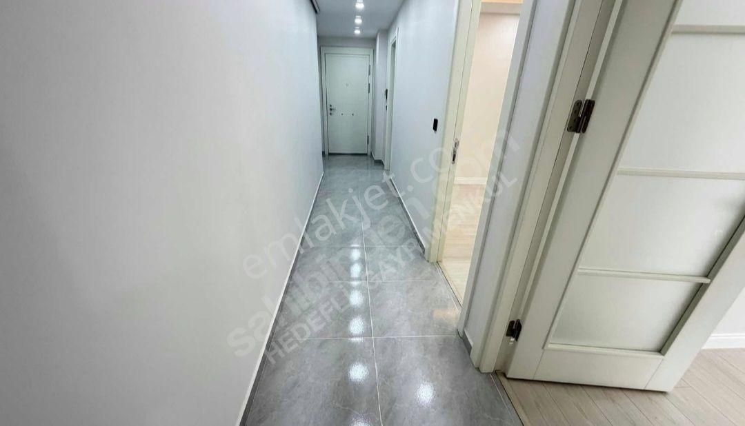 Çınar'da Prestijli Yapıda Otoparklı Balkonlu Fırsat 2+1 - Görsel 19