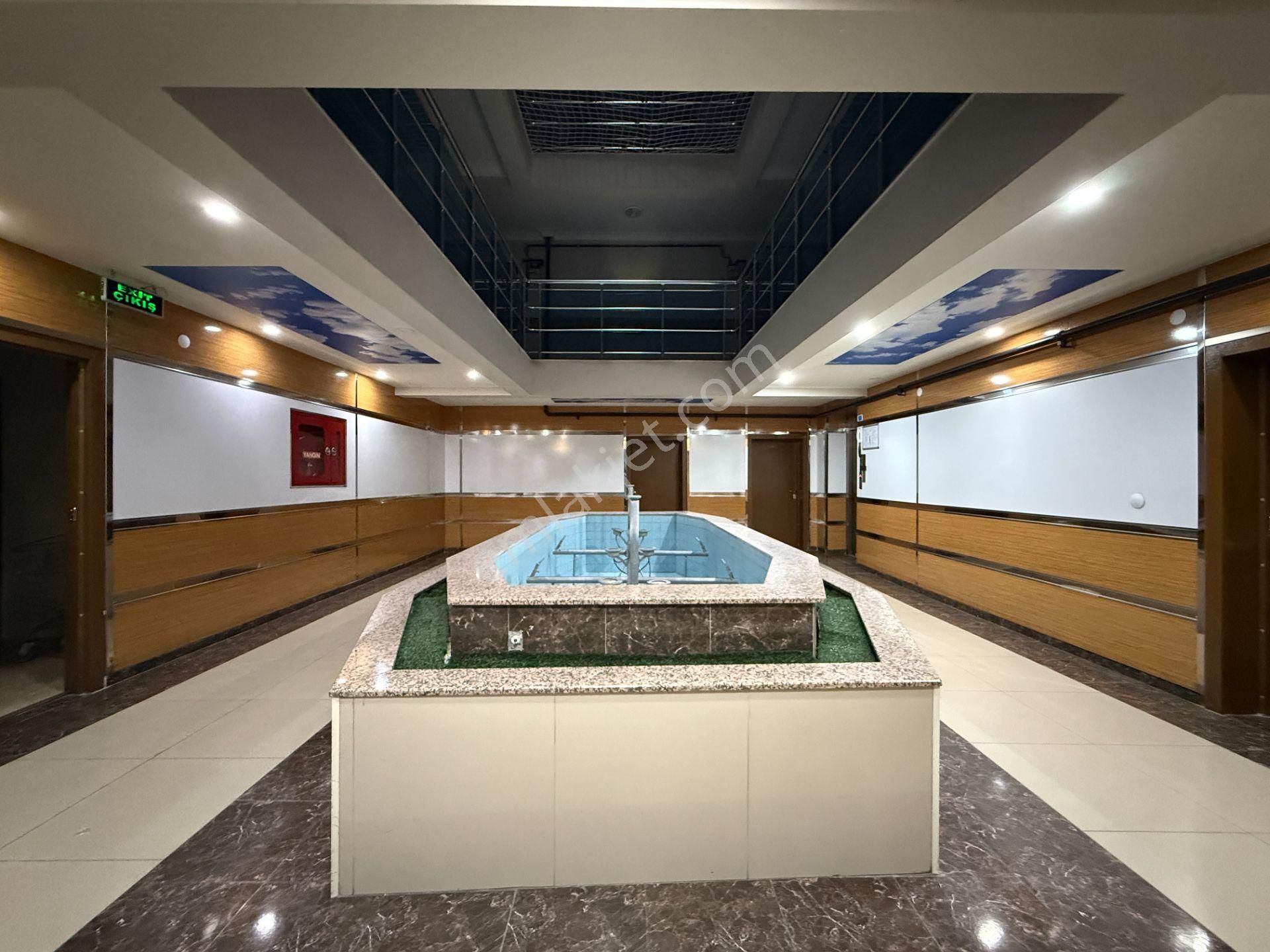 Pursaklar Mehmet Zengin Emlak'tan Hastane Yakını Manzaralı 10.kat 4+1 Sitede Daire - Görsel 31