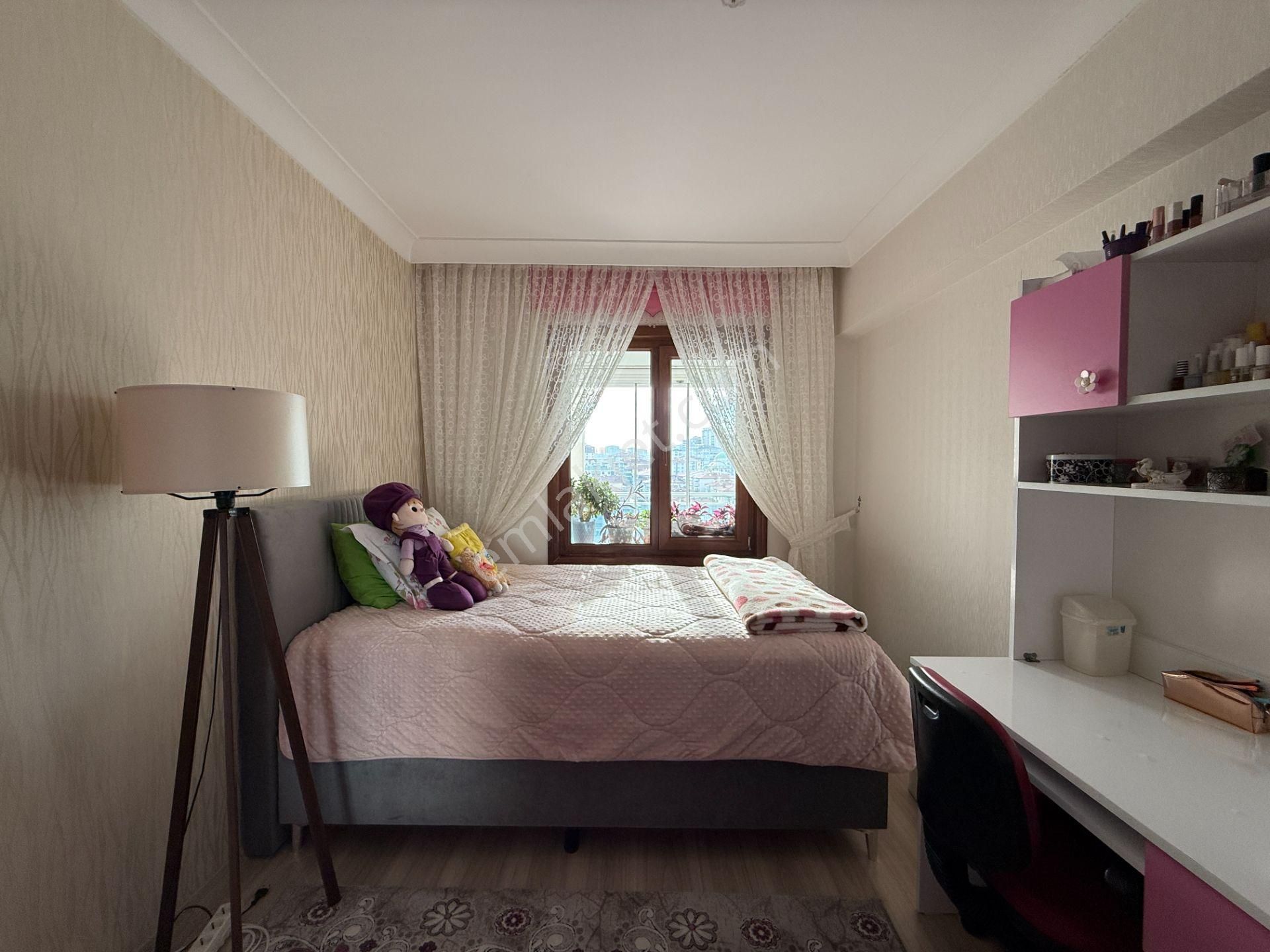 Pursaklar Mehmet Zengin Emlak'tan Hastane Yakını Manzaralı 10.kat 4+1 Sitede Daire - Görsel 16