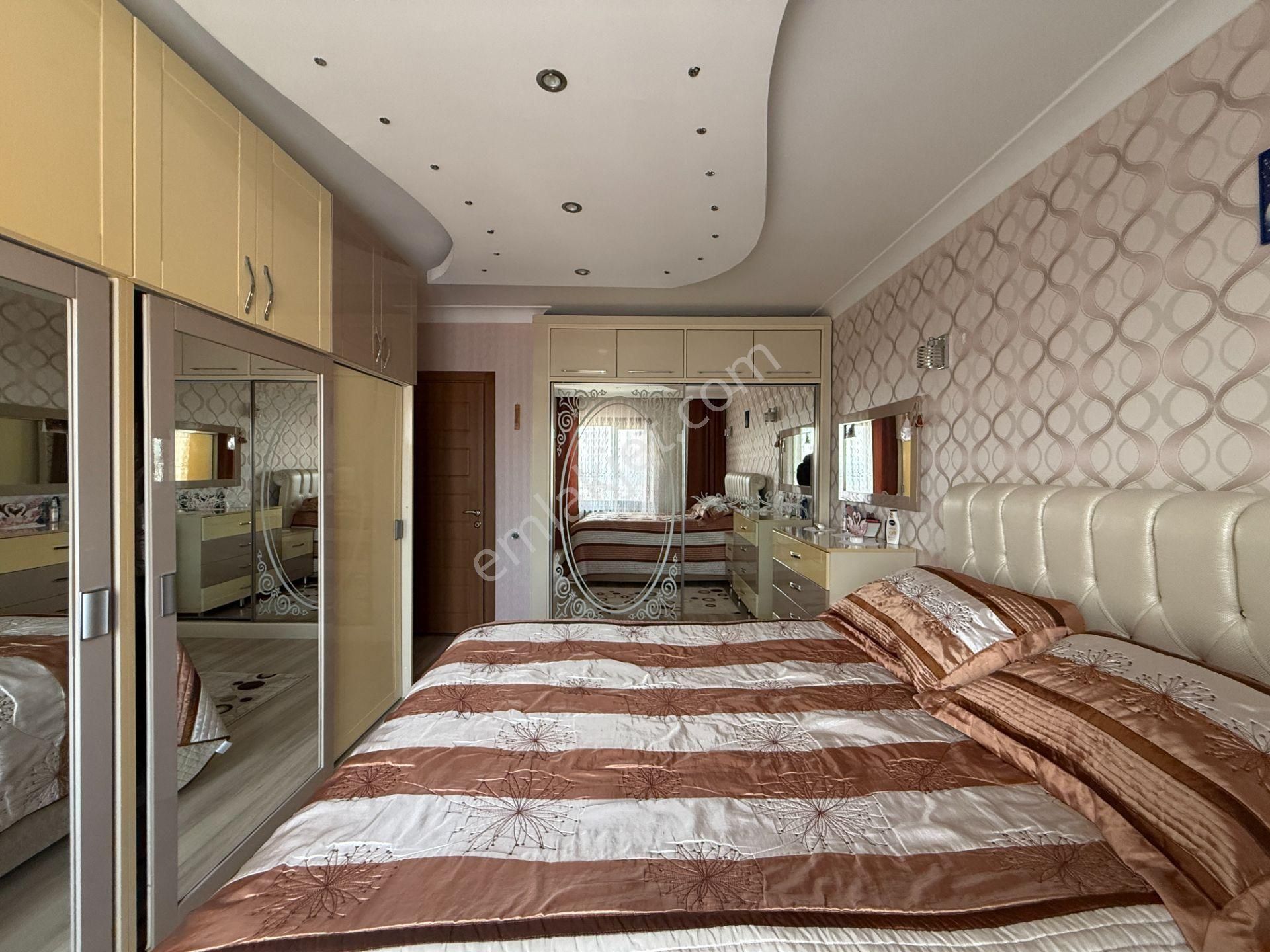 Pursaklar Mehmet Zengin Emlak'tan Hastane Yakını Manzaralı 10.kat 4+1 Sitede Daire - Görsel 23