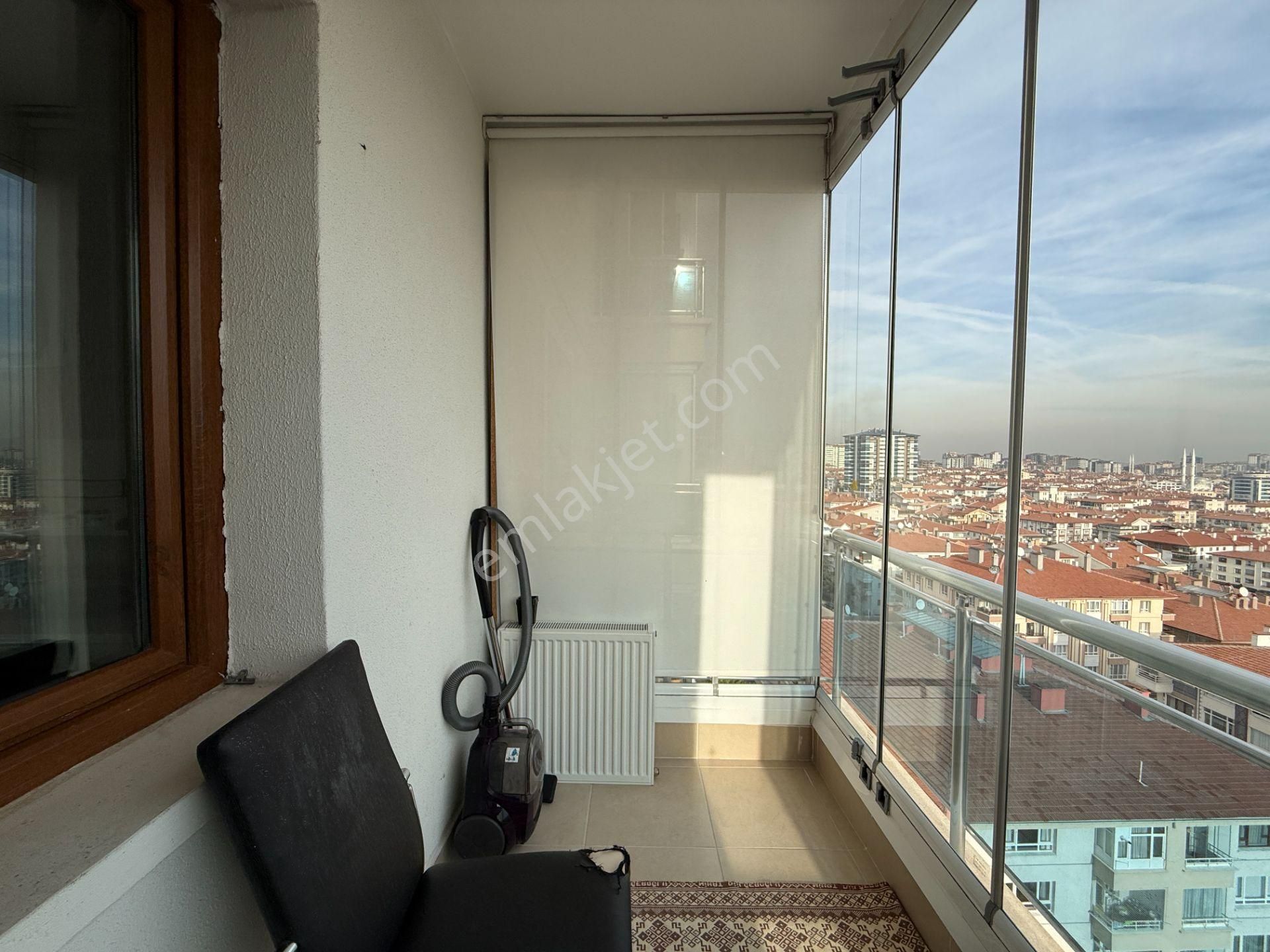 Pursaklar Mehmet Zengin Emlak'tan Hastane Yakını Manzaralı 10.kat 4+1 Sitede Daire - Görsel 20