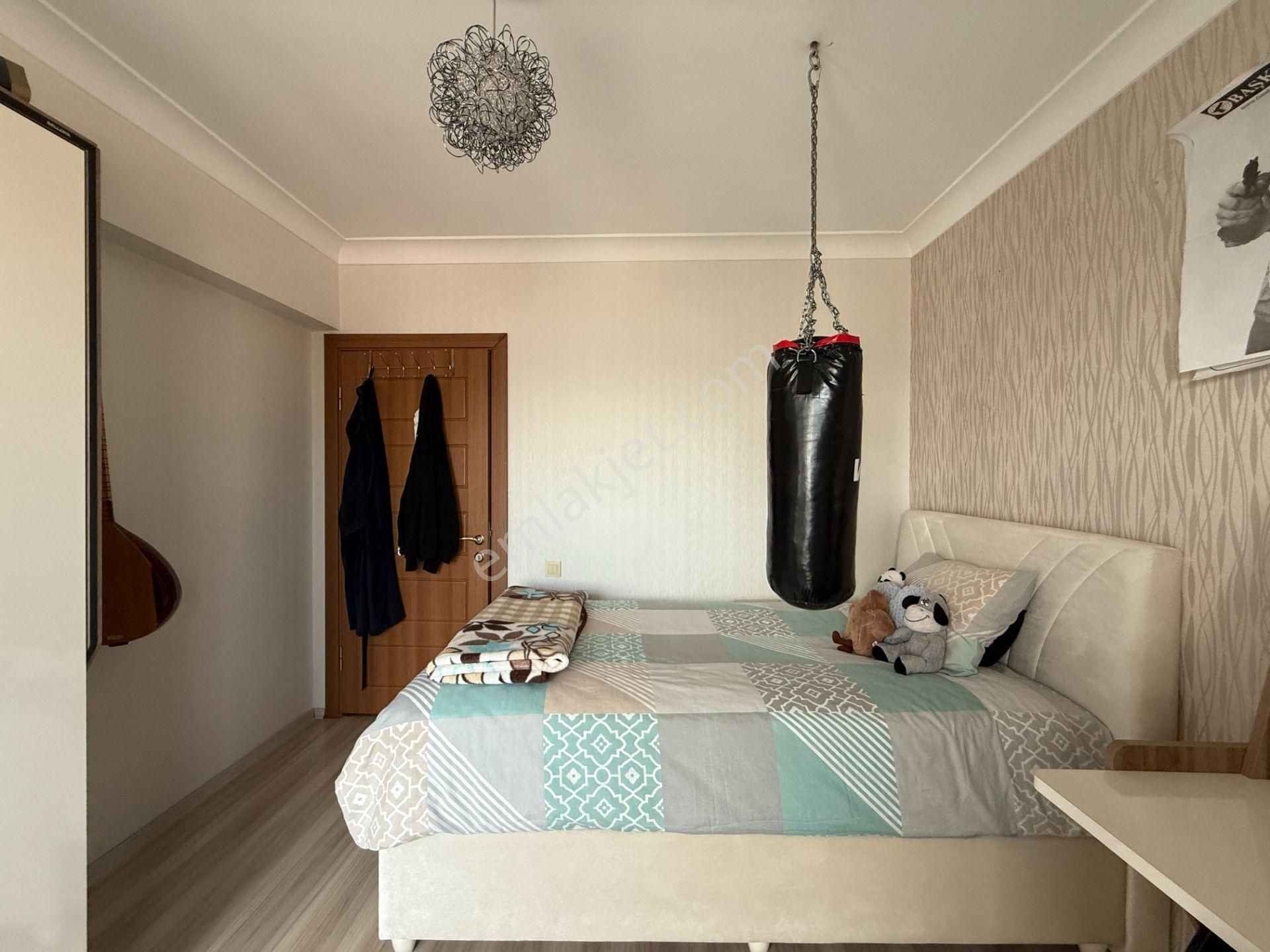 Pursaklar Mehmet Zengin Emlak'tan Hastane Yakını Manzaralı 10.kat 4+1 Sitede Daire - Görsel 19