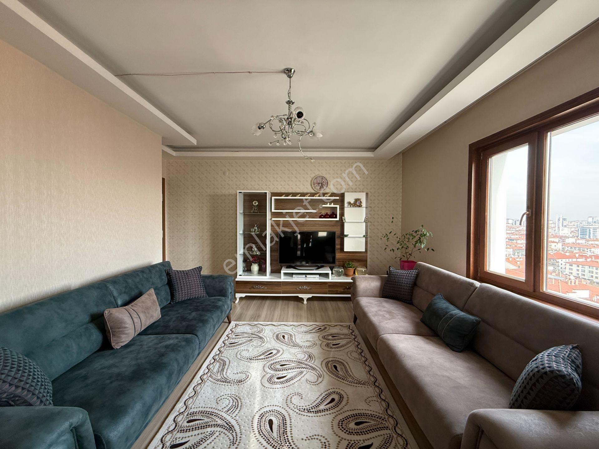 Pursaklar Mehmet Zengin Emlak'tan Hastane Yakını Manzaralı 10.kat 4+1 Sitede Daire - Görsel 14