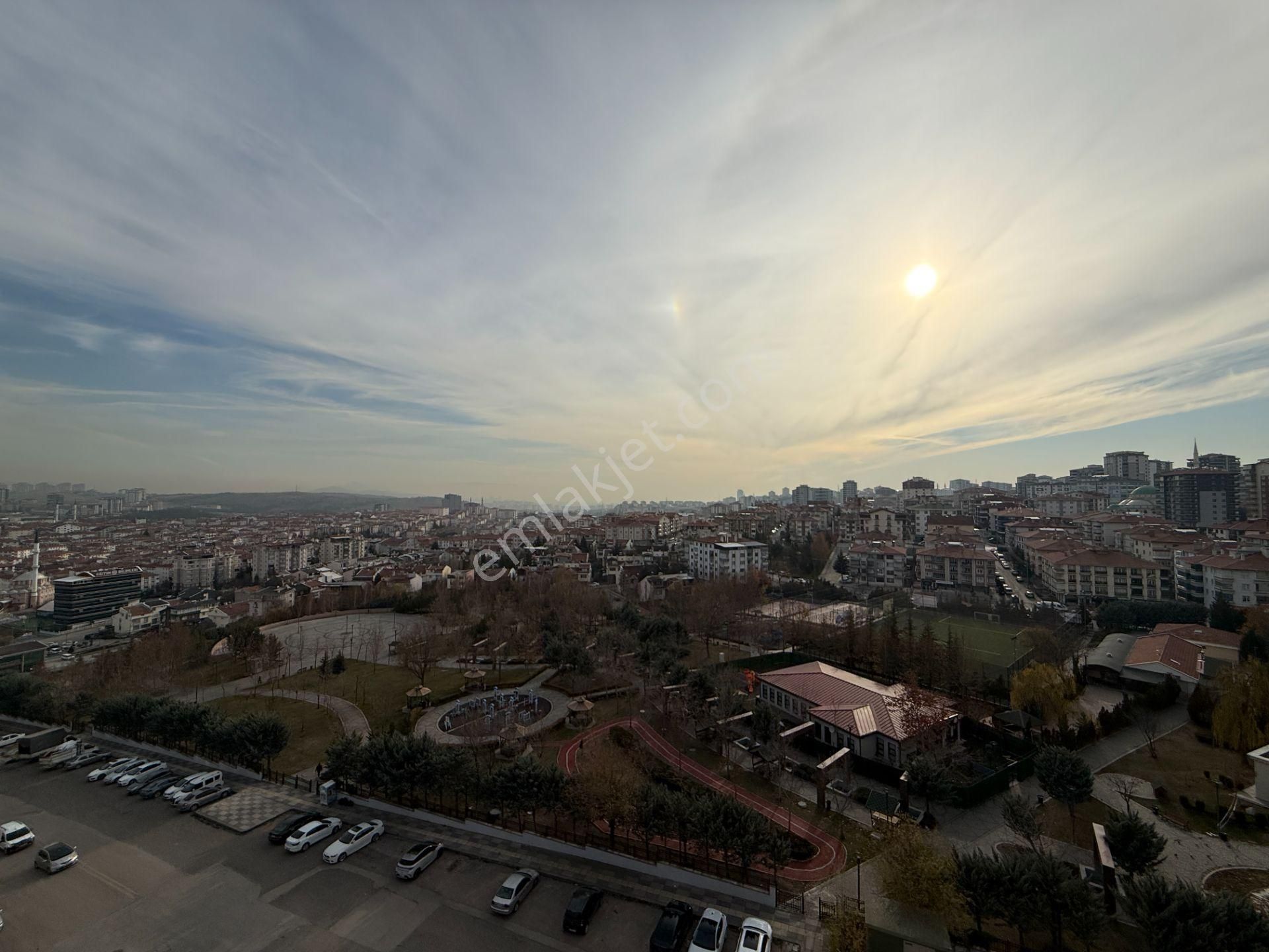 Pursaklar Mehmet Zengin Emlak'tan Hastane Yakını Manzaralı 10.kat 4+1 Sitede Daire - Görsel 12