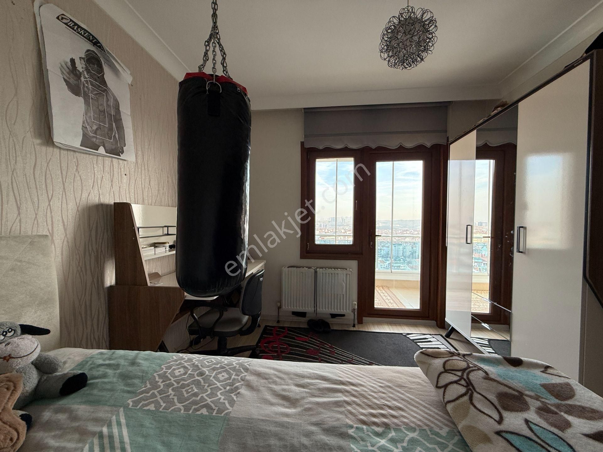 Pursaklar Mehmet Zengin Emlak'tan Hastane Yakını Manzaralı 10.kat 4+1 Sitede Daire - Görsel 18