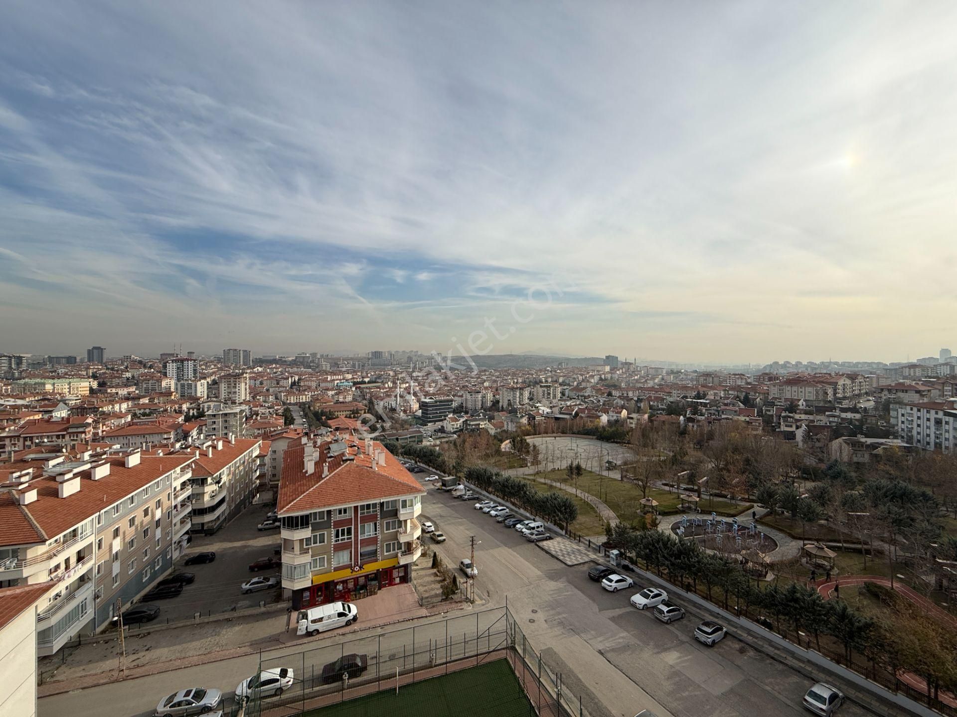 Pursaklar Mehmet Zengin Emlak'tan Hastane Yakını Manzaralı 10.kat 4+1 Sitede Daire - Görsel 21