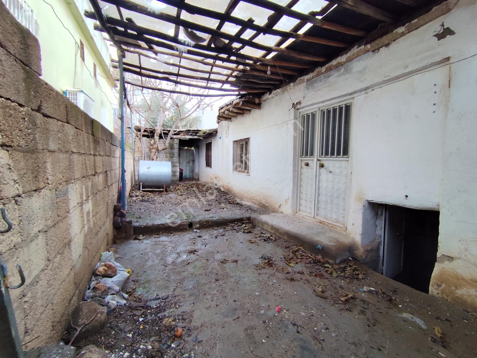 Acar Emlaktan Acil Satılık Barış Mahallesi 300 M2 Müstakil Ev - Görsel 12