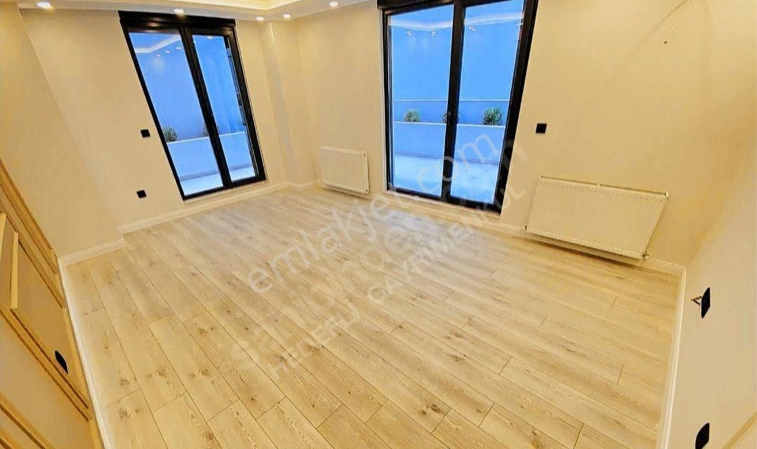 Büyük Tur Yolu'nda 100m2 Teraslı Ayrı Mutfak Otoparklı Yeni 3+1! - Görsel 3