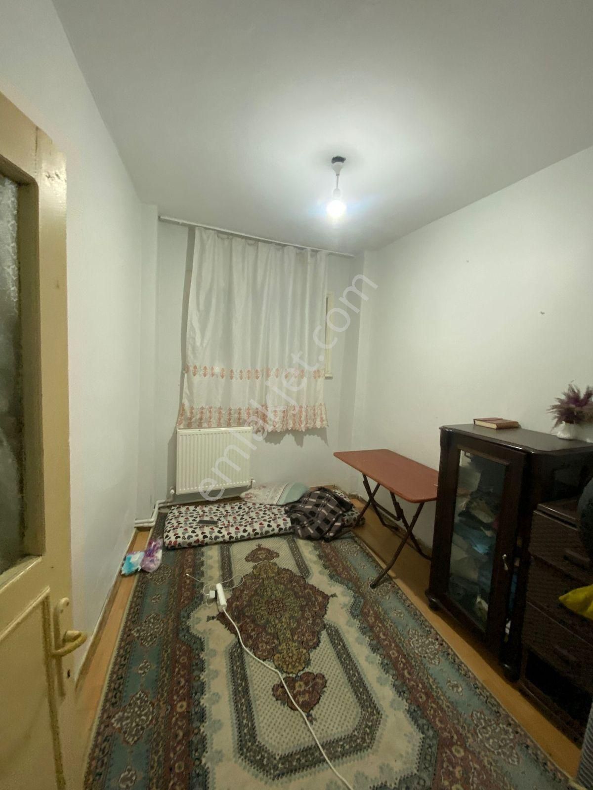 Medya Emlak'tan Mahmutbey 212 Avm'nin Yanında Acil Kelepir