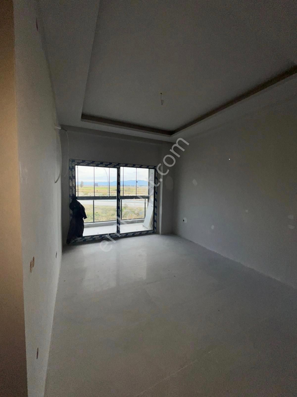 Akçay Köşemden Yeni Yapım Geniş 1+1 Satılık Daire