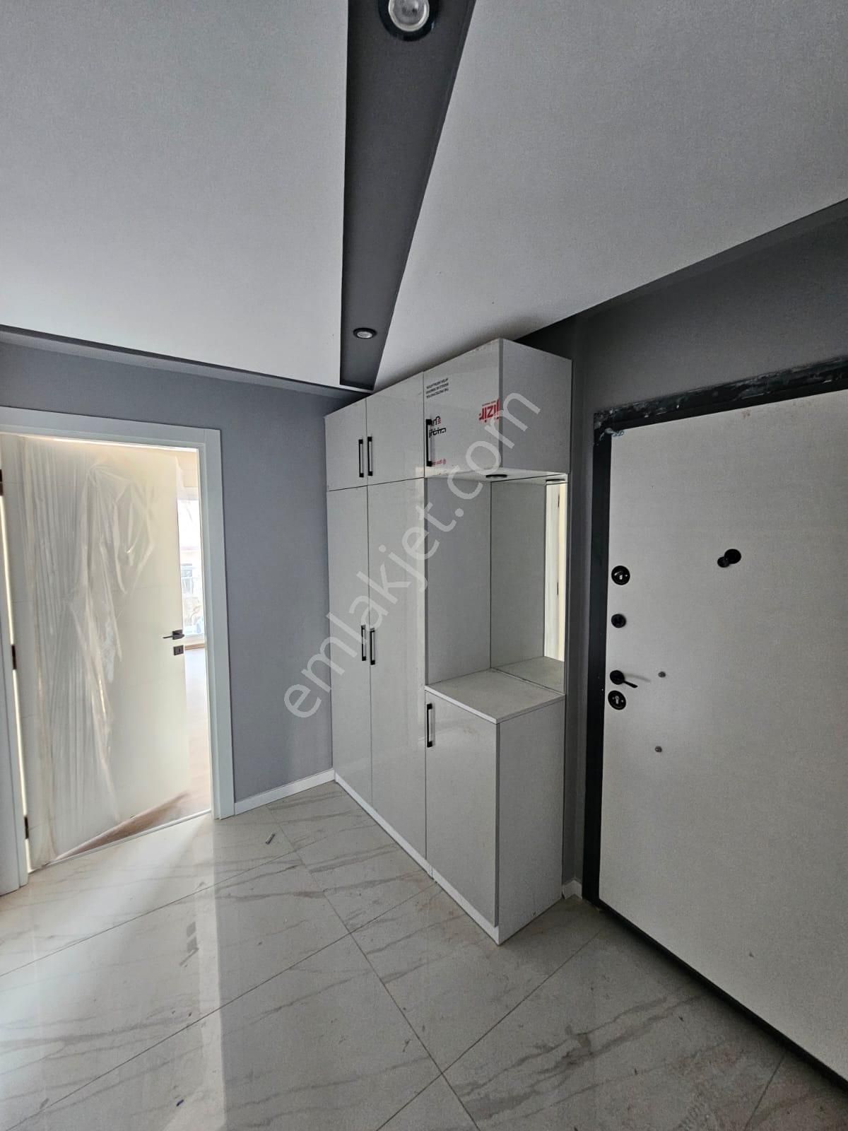 Aydınlar Mahallesi Havuzlu+güvenlikli+sosyal Donatılı+site İçerisinde 3+1/2banyolu +sıfır Daire - Görsel 5