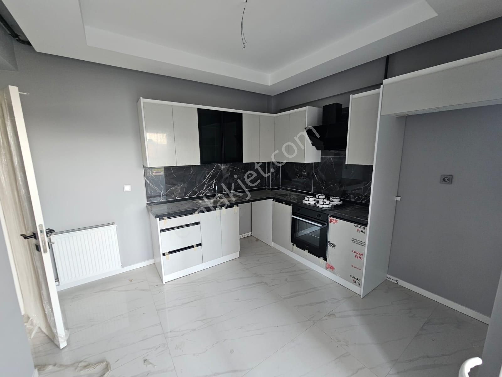 Aydınlar Mahallesi Havuzlu+güvenlikli+sosyal Donatılı+site İçerisinde 3+1/2banyolu +sıfır Daire - Görsel 4